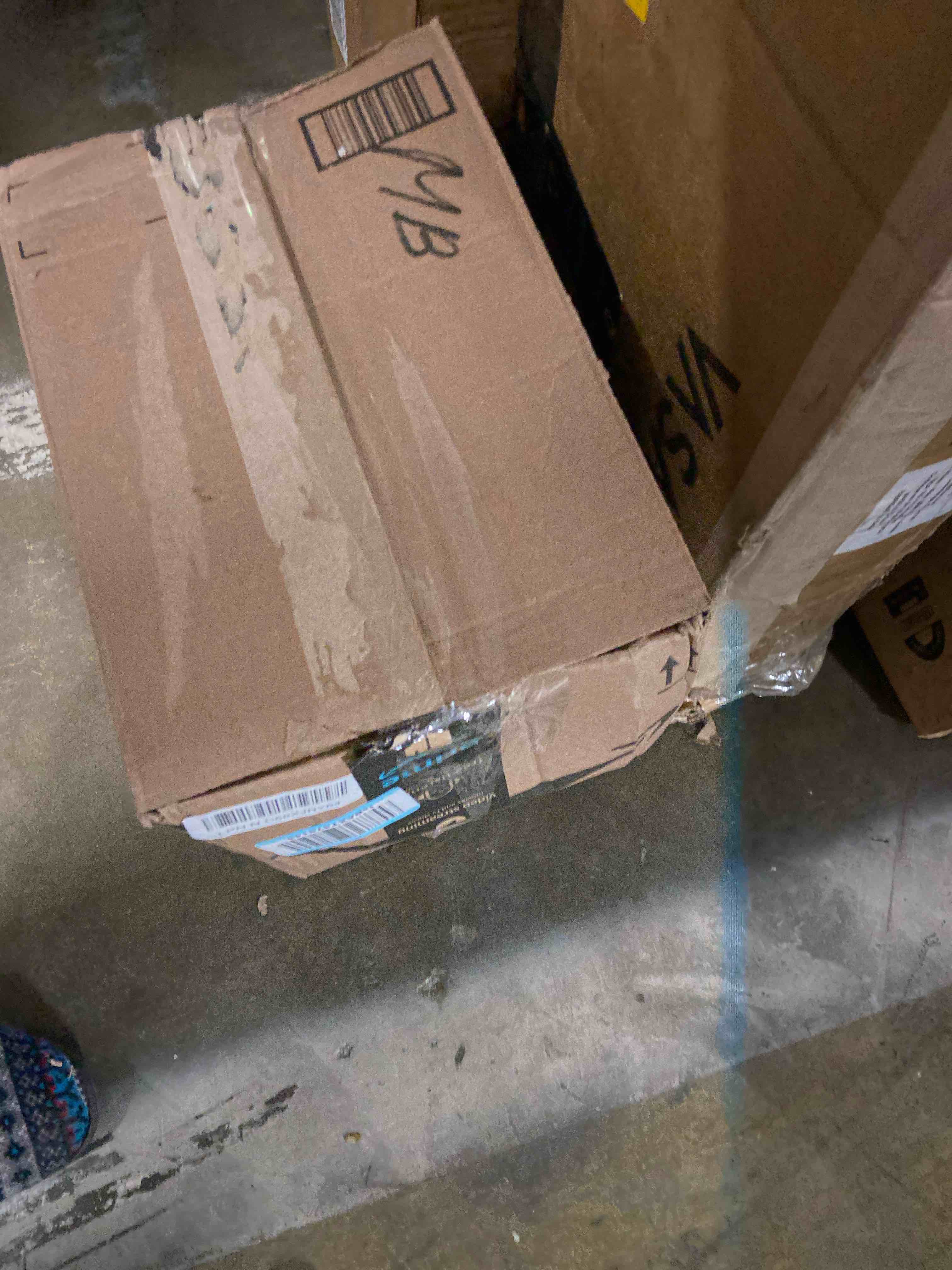 https://s3.amazonaws.com/lotting-images-prod/phillipi/BRN1942310_1757433480275.jpeg