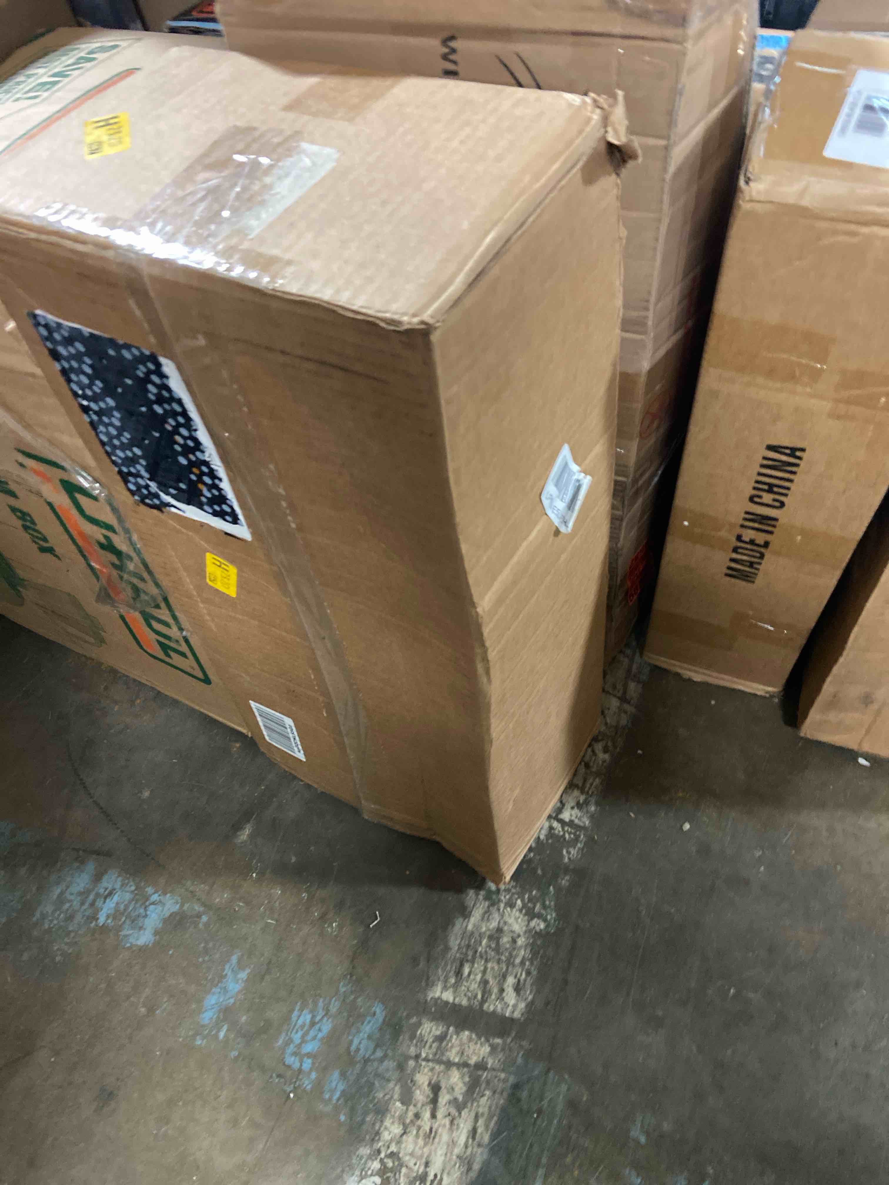 https://s3.amazonaws.com/lotting-images-prod/phillipi/BRN1942312_1757433234268.jpeg