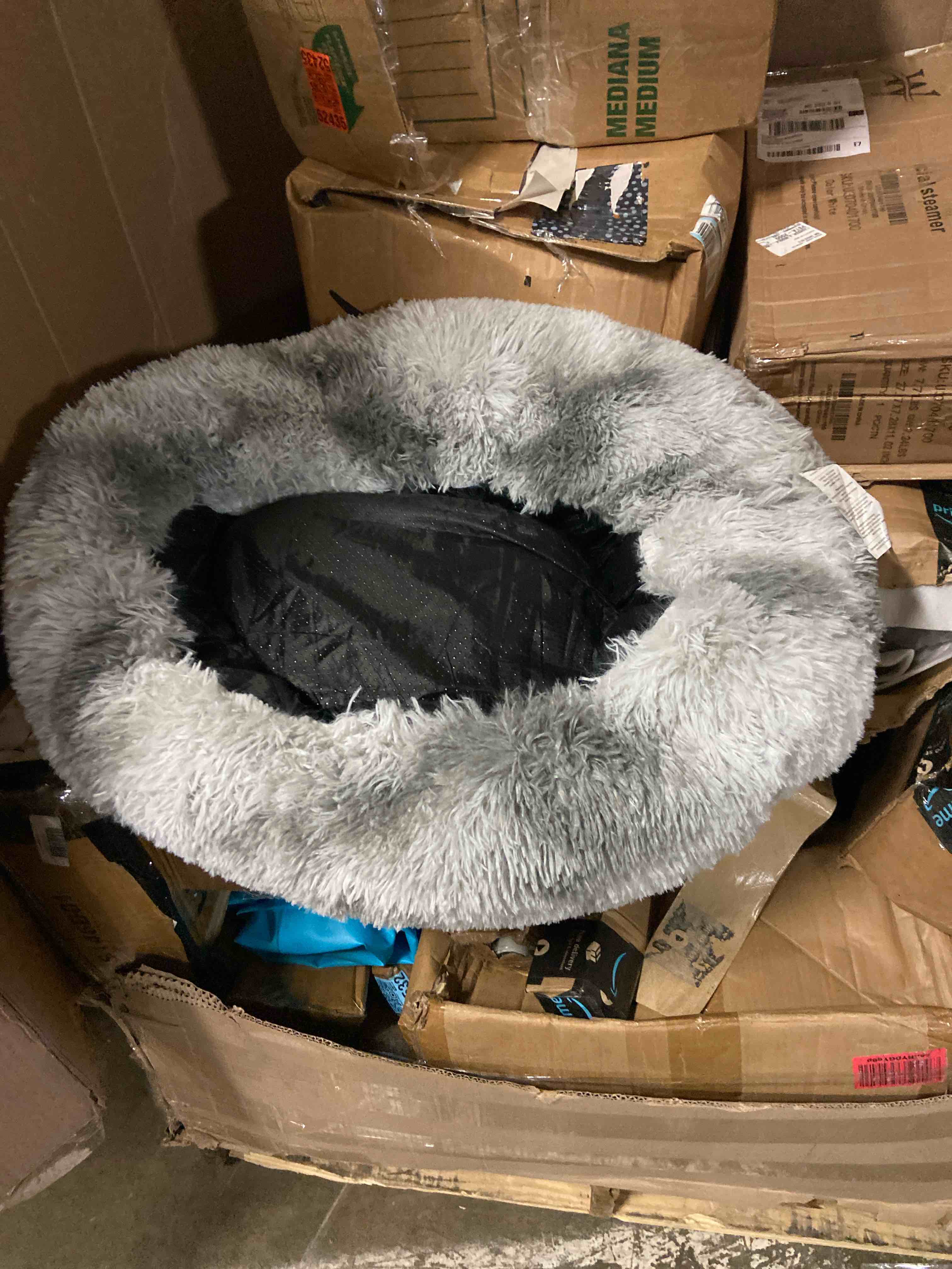 https://s3.amazonaws.com/lotting-images-prod/phillipi/BRN1942321_1757432395064.jpeg