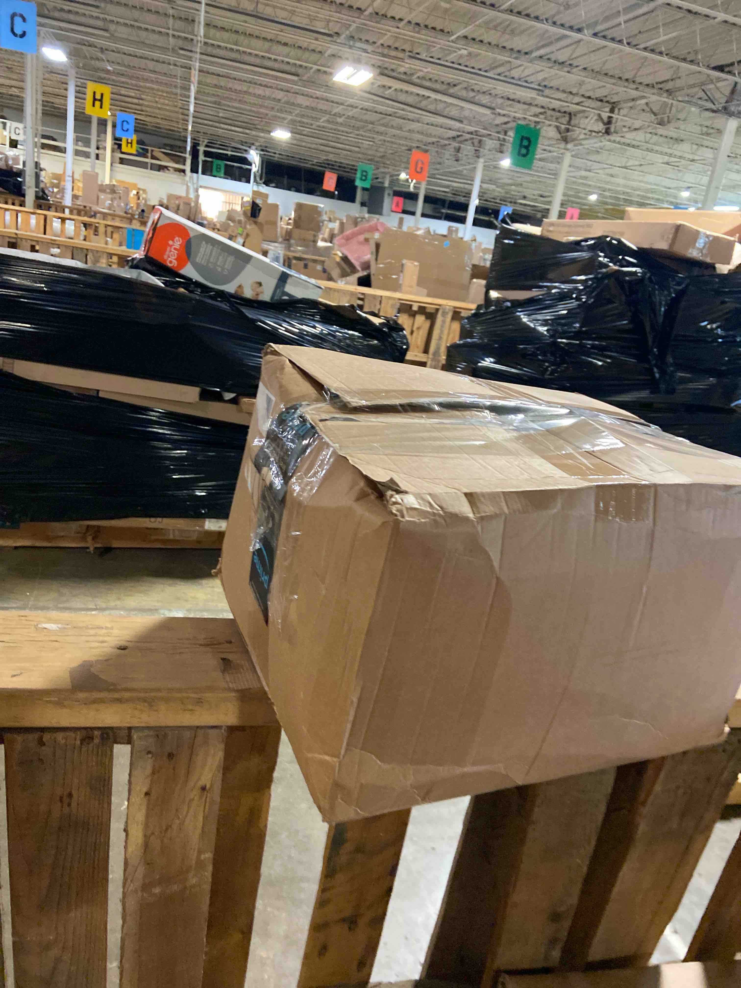 https://s3.amazonaws.com/lotting-images-prod/phillipi/BRN1942322_1757432264546.jpeg