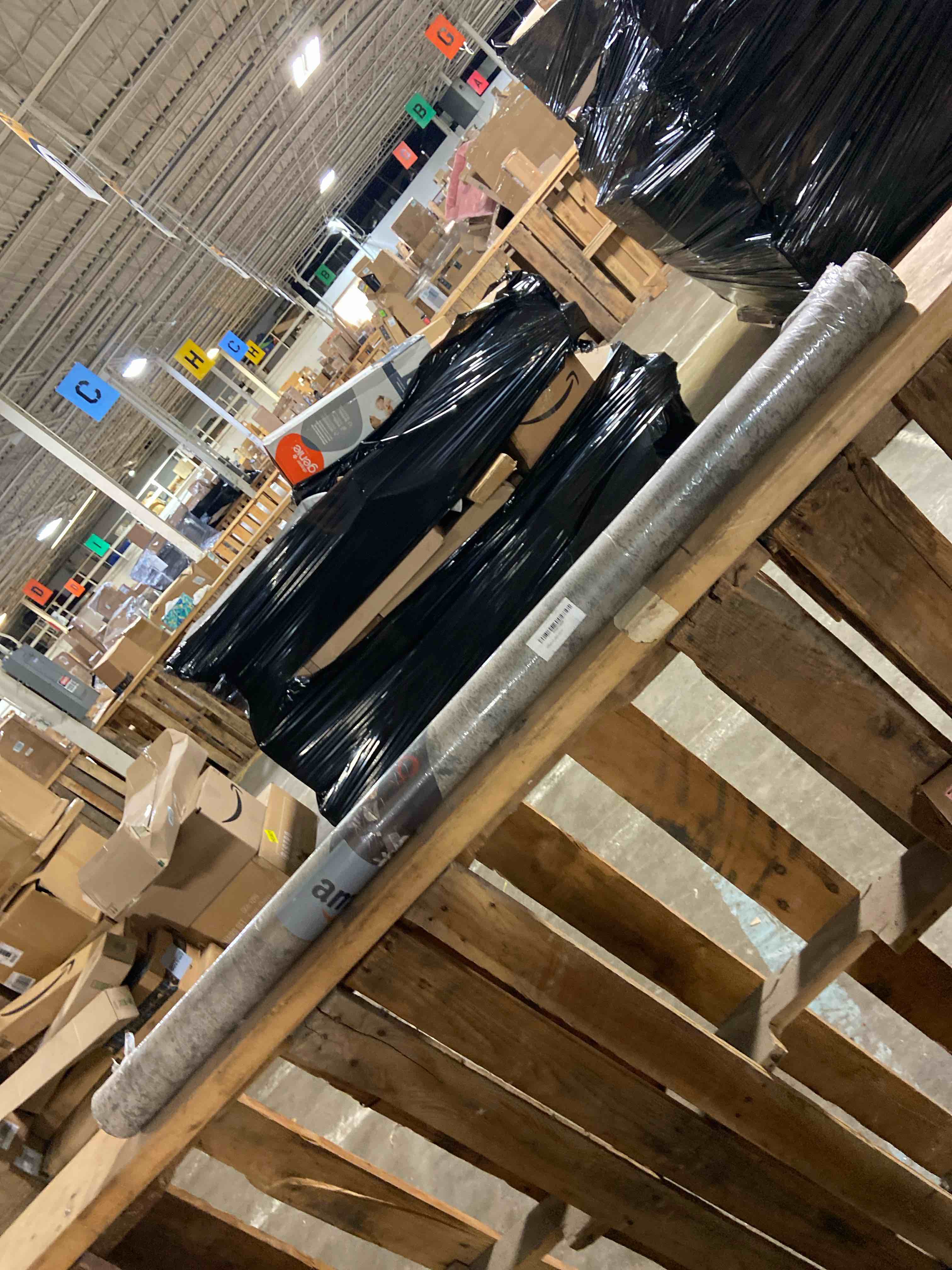 https://s3.amazonaws.com/lotting-images-prod/phillipi/BRN1942323_1757432190016.jpeg