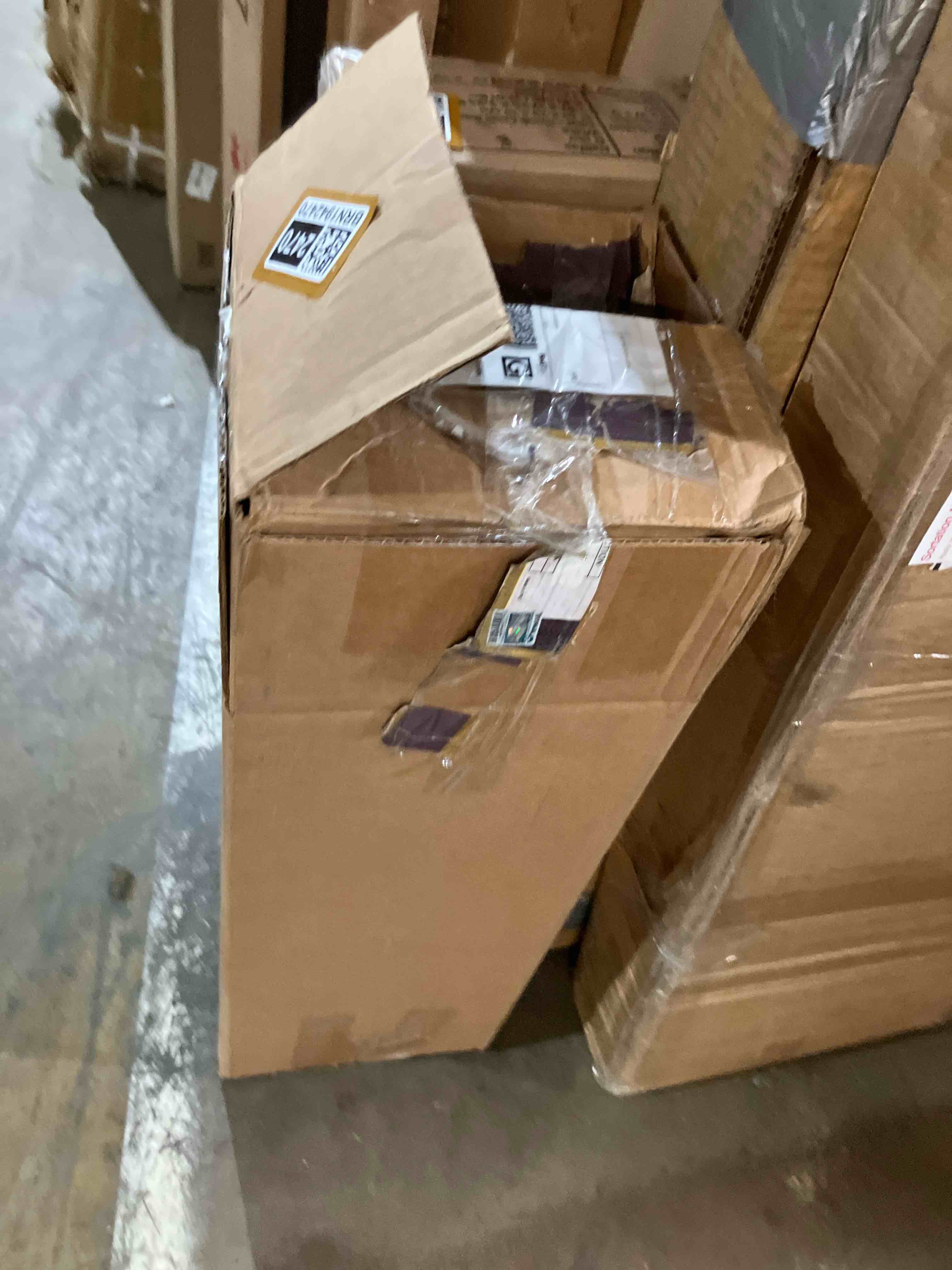 https://s3.amazonaws.com/lotting-images-prod/phillipi/BRN1942470_1757530018920.jpeg