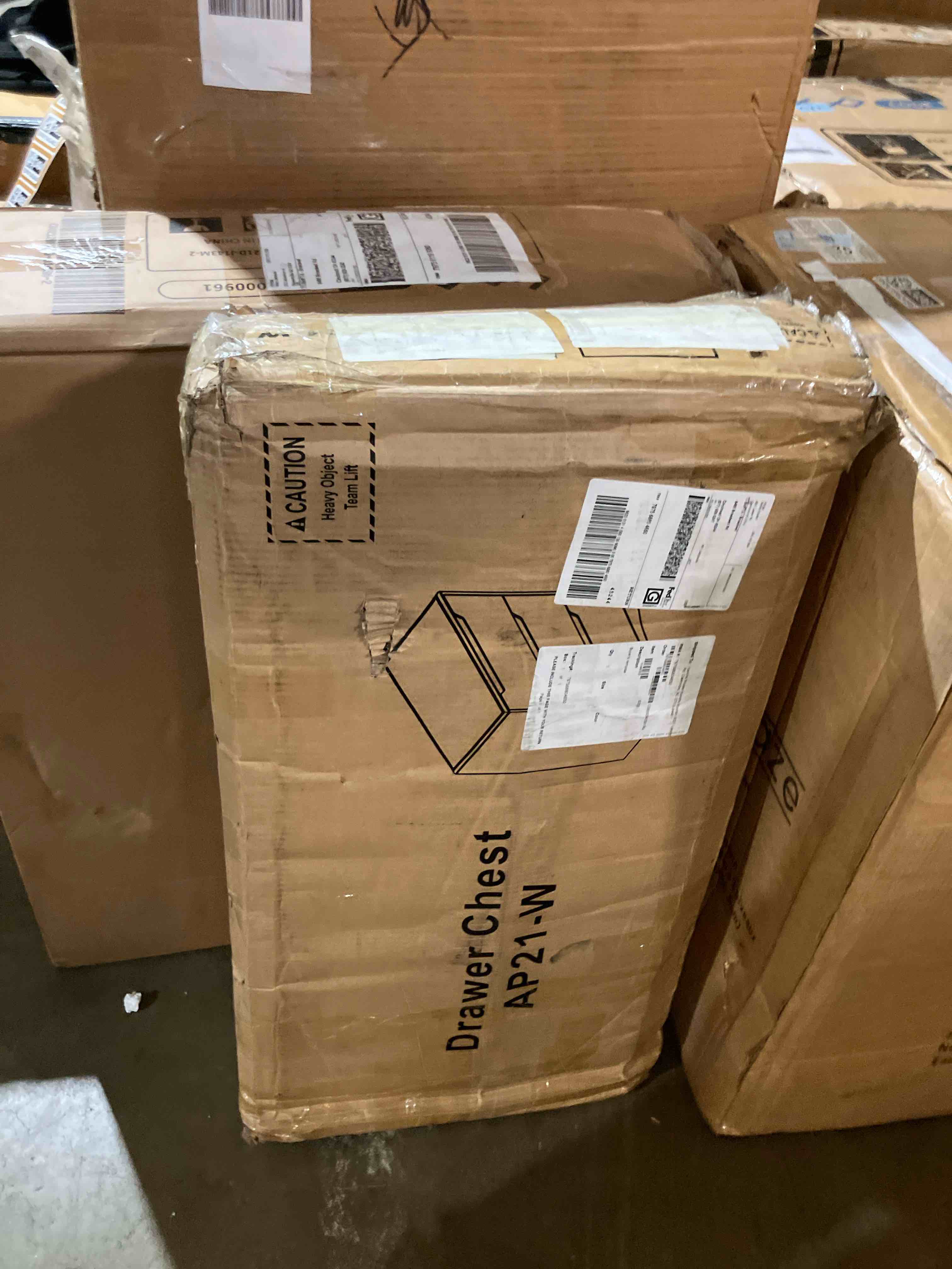 https://s3.amazonaws.com/lotting-images-prod/phillipi/BRN1942493_1757523805384.jpeg