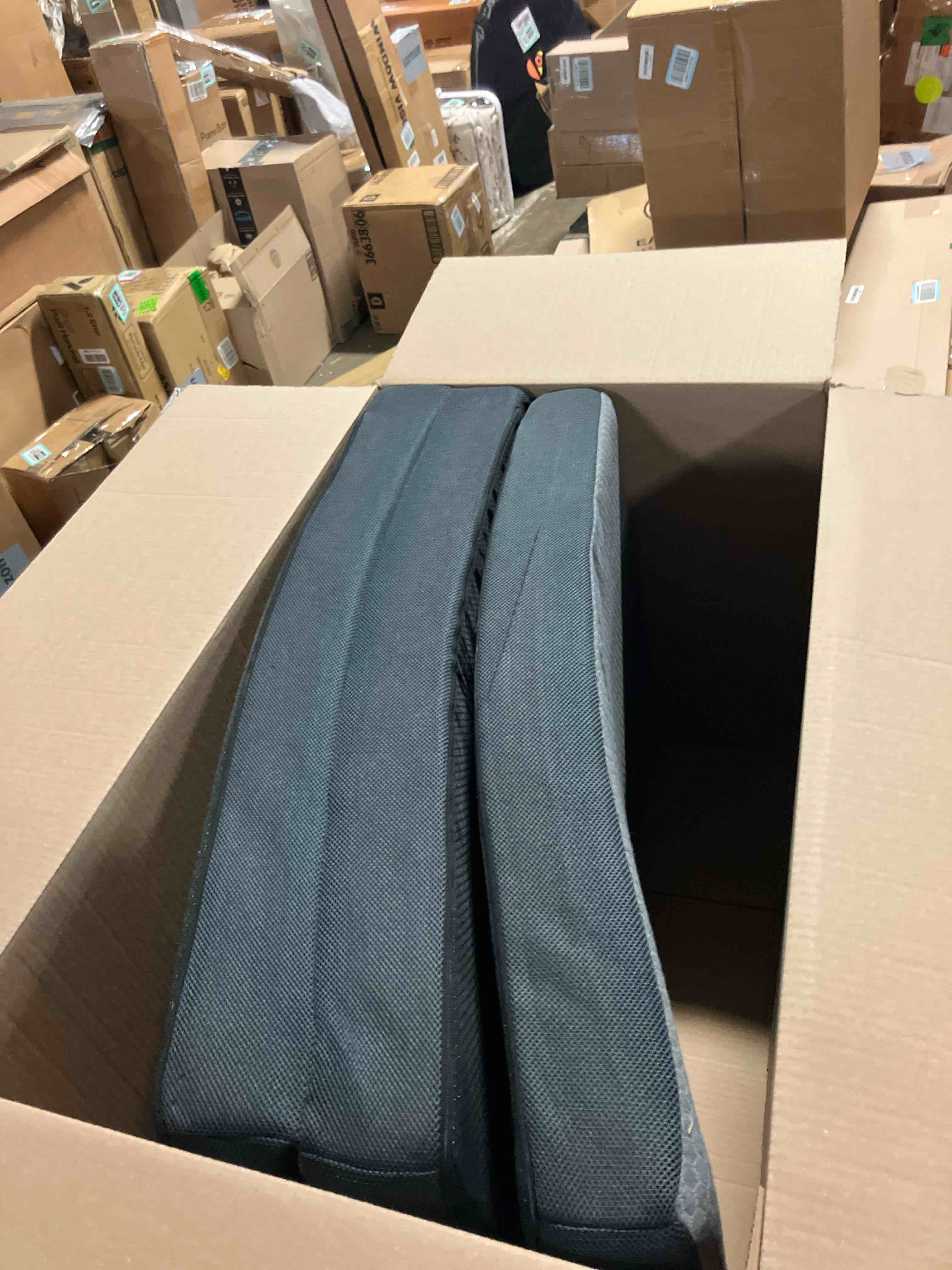https://s3.amazonaws.com/lotting-images-prod/phillipi/BRN1942598_1757691833667.jpeg