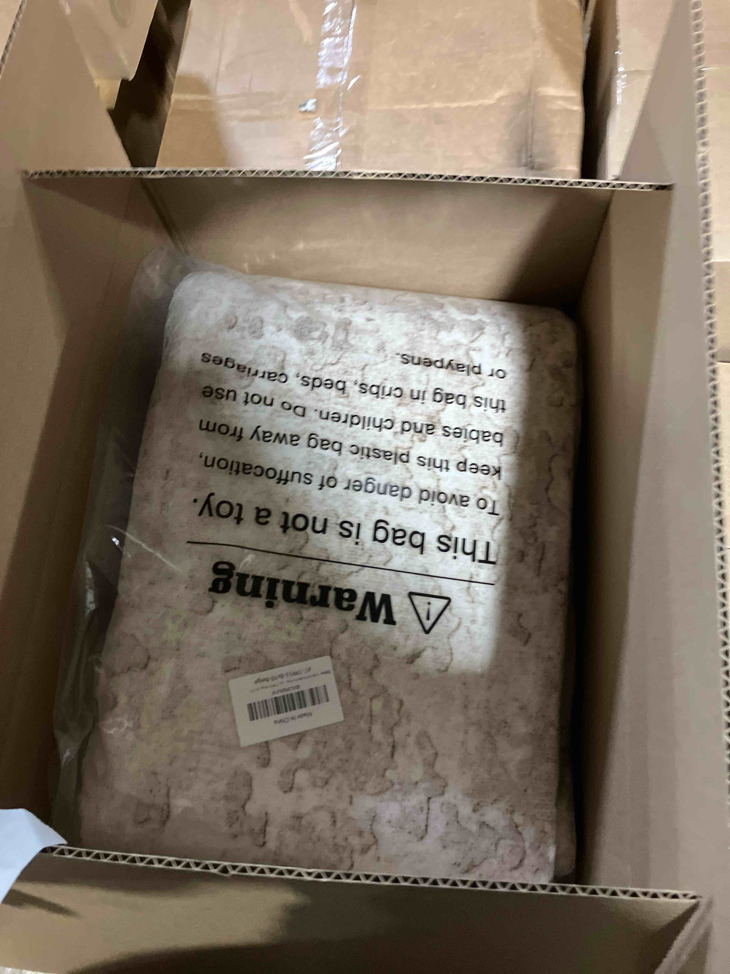https://s3.amazonaws.com/lotting-images-prod/phillipi/BRN1942685_1758141507592.jpeg