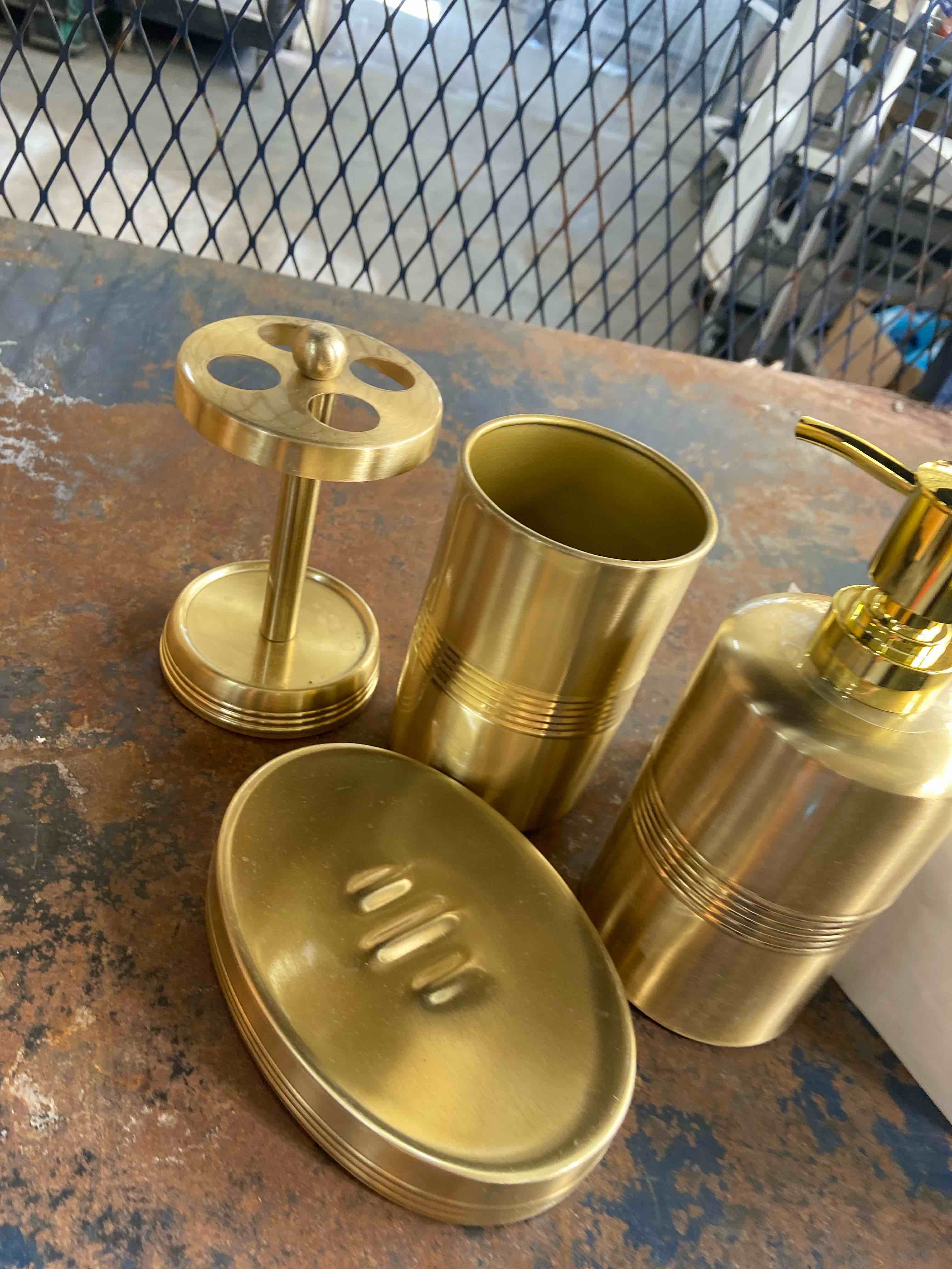 Condition photo showing New/Like New for jewel bathroom accessory set