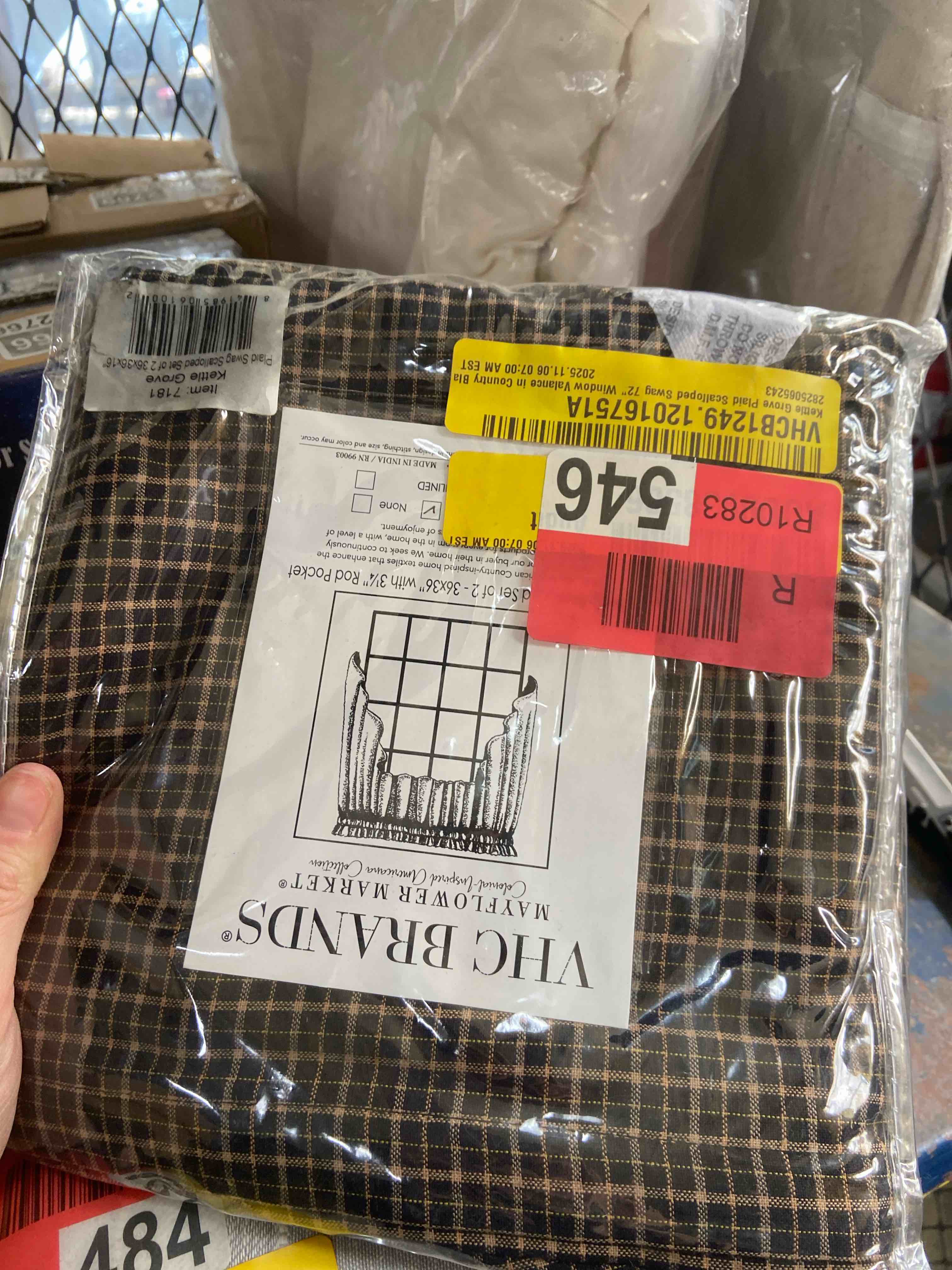 Condition photo showing New/Like New for primitive swag set kettle grove plaid black tan scalloped kitchen window curtains tcc brands
