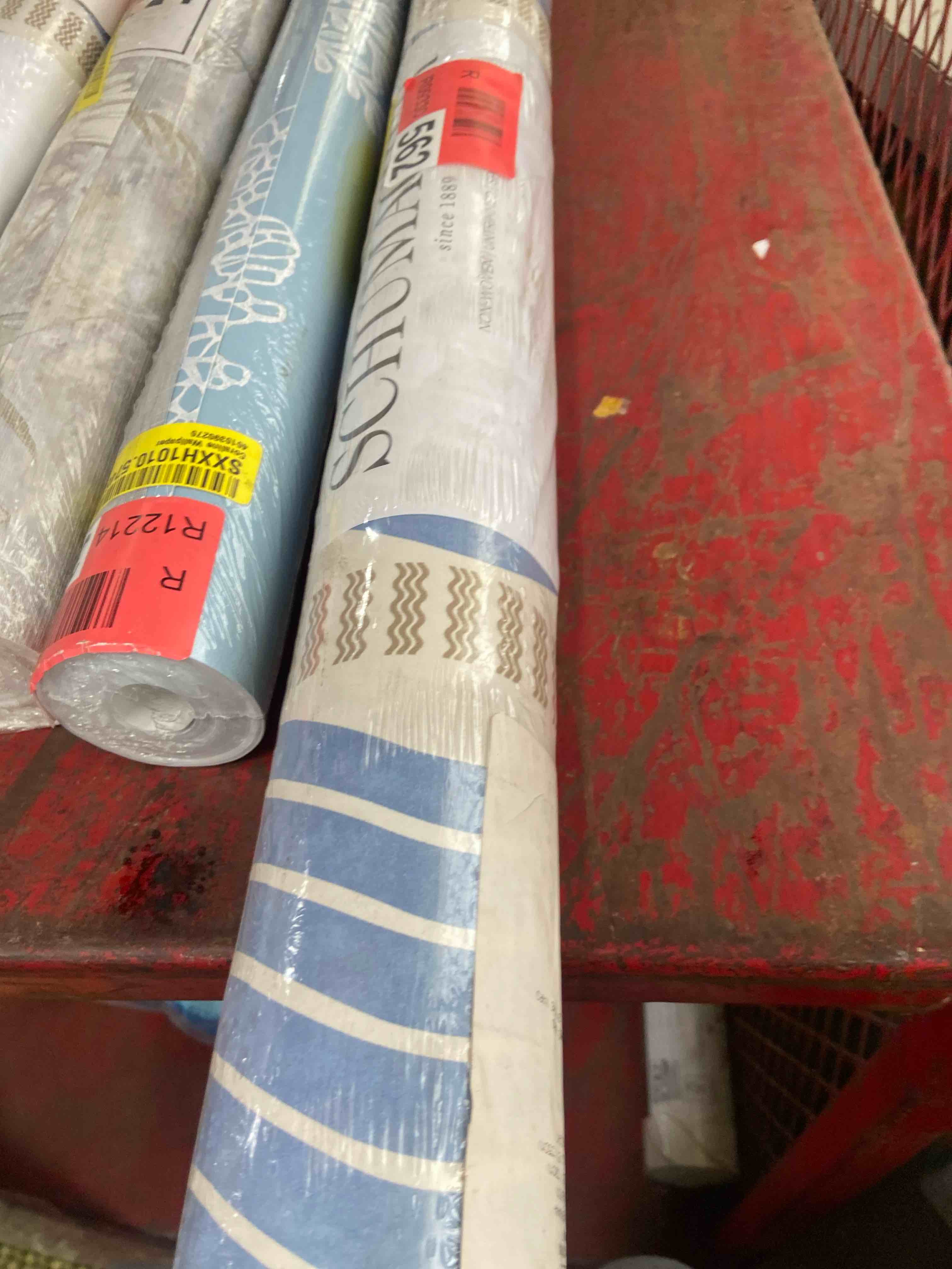 Condition photo showing New/Like New for sina stripe wallpaper 
