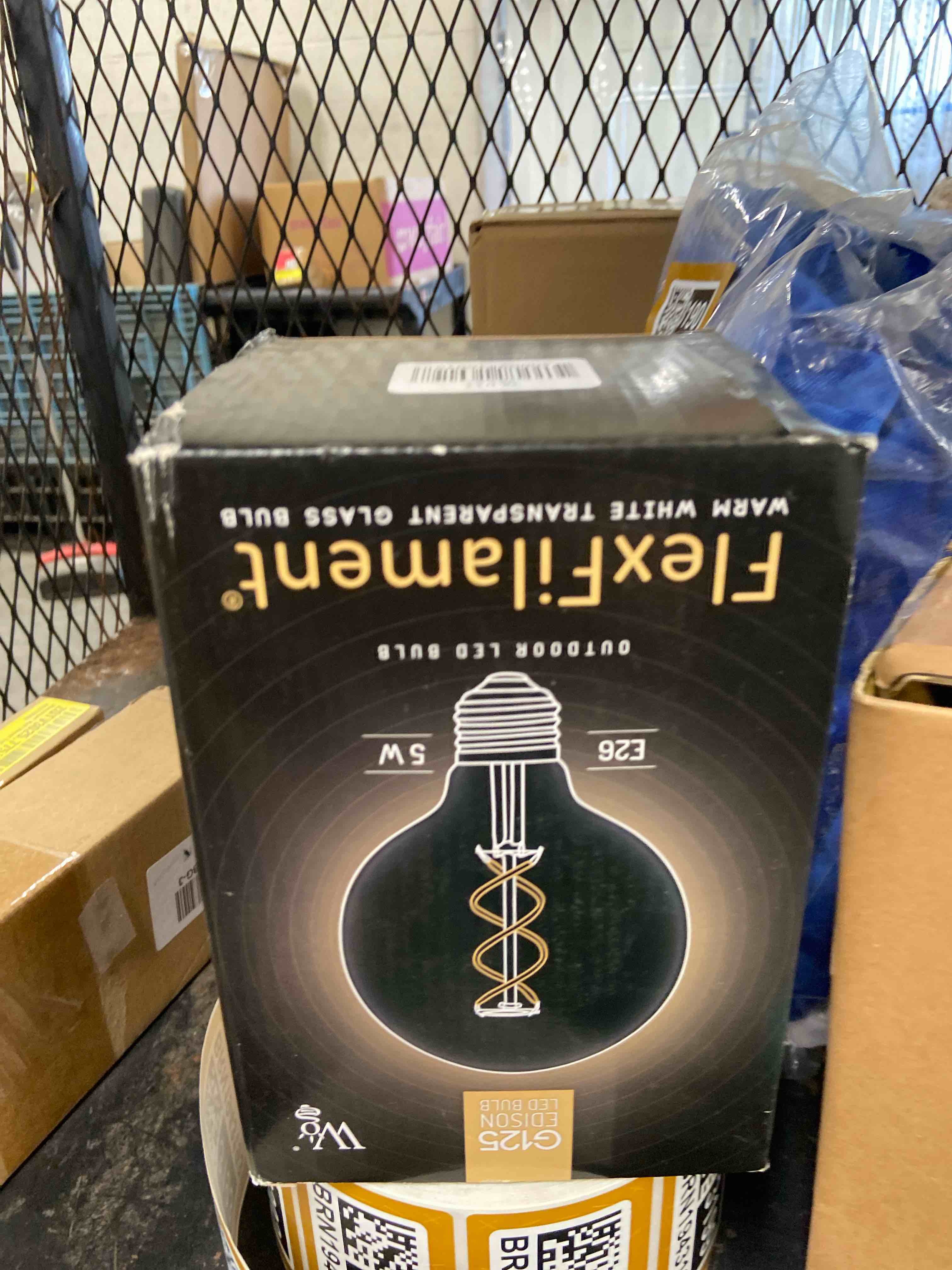 Condition photo showing New/Like New for wintergreen lighting g125 flexfilament led edison globe light bulb  5w vintage led edison bulb  clear finish