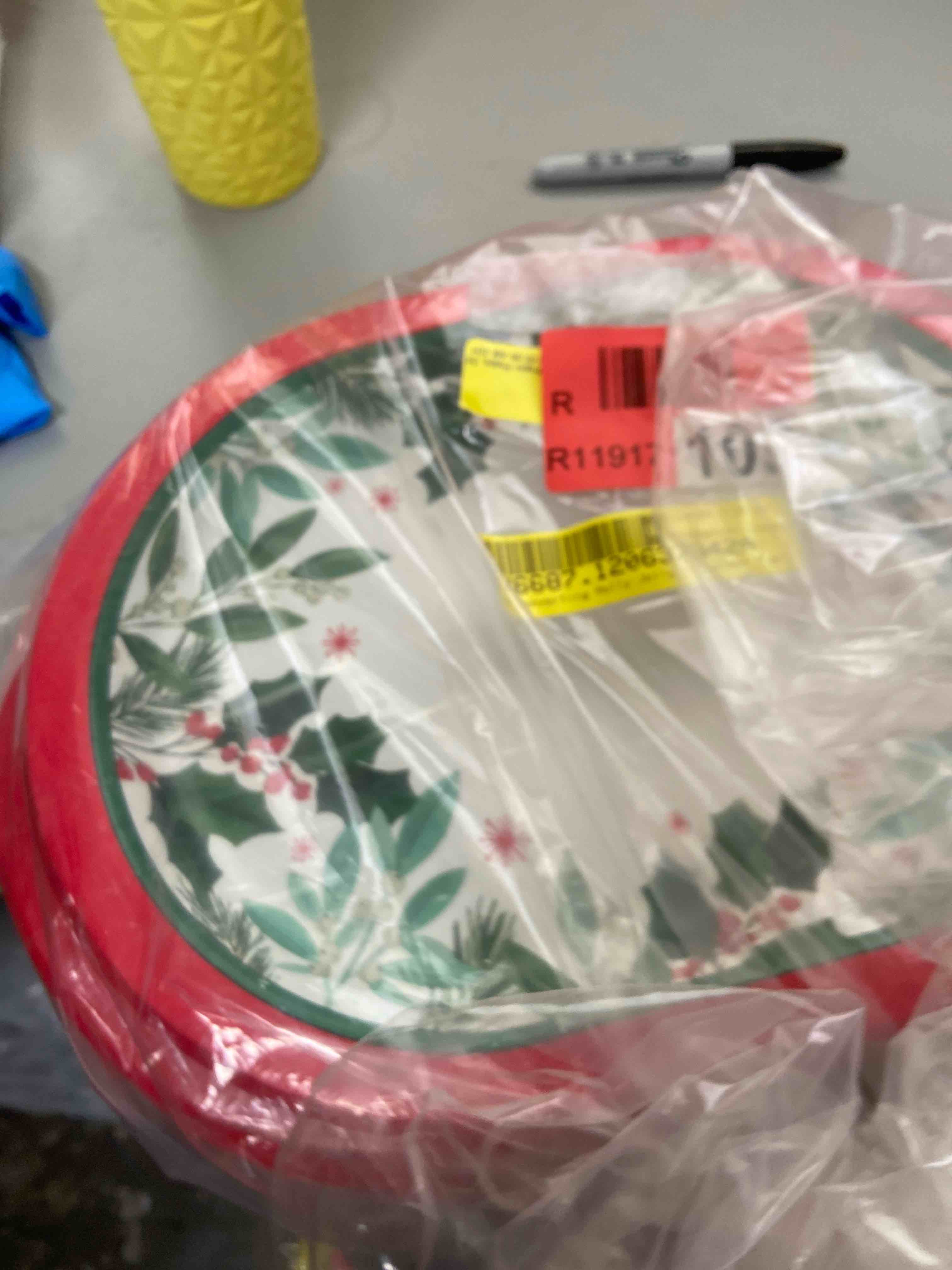 Party Creations 8-Count 10" x 12" Holly Jolly Christmas Oval Platter