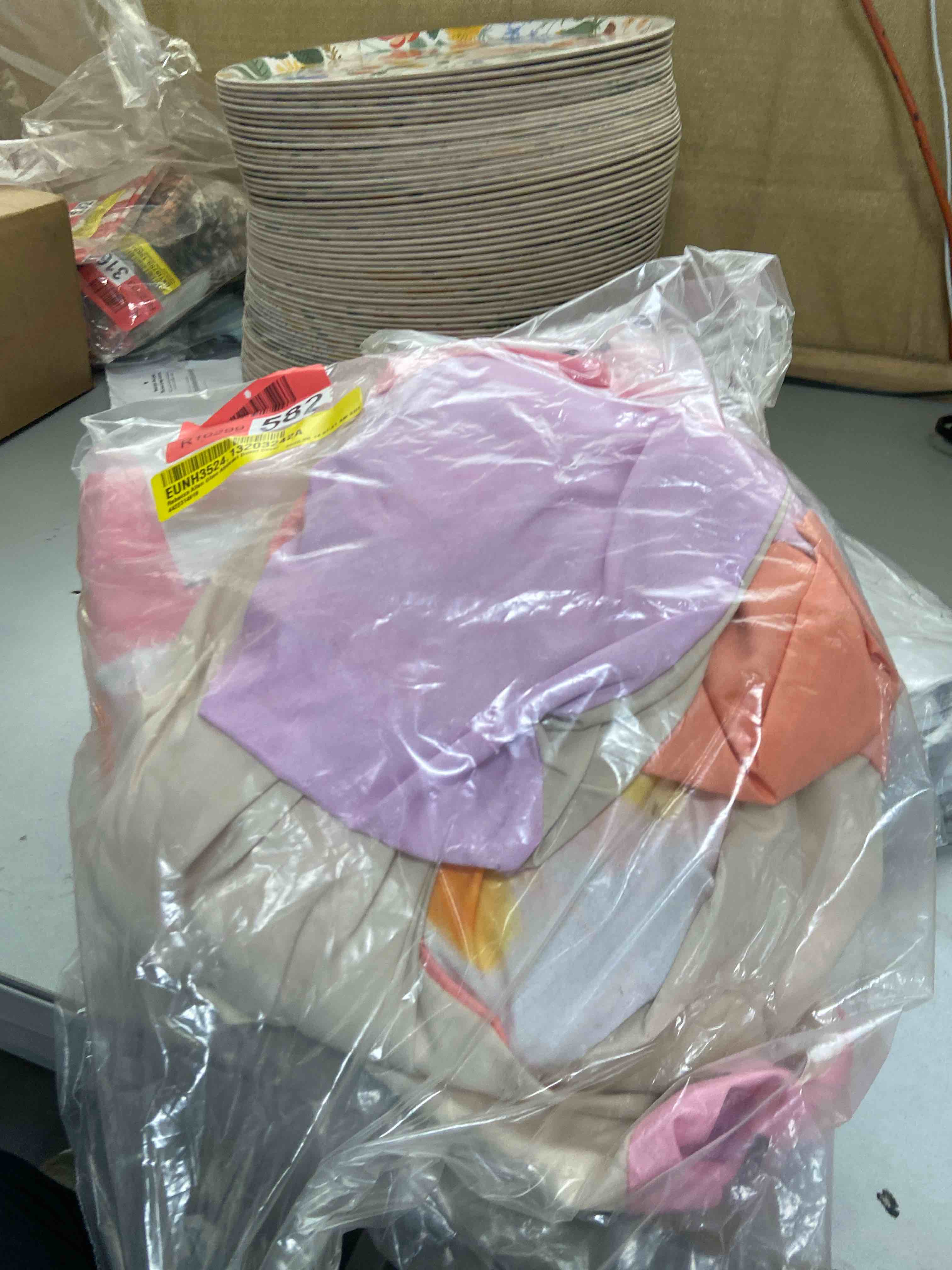 Condition photo showing Good Condition for rebecca allen glam abstract duvet cover 4422314919