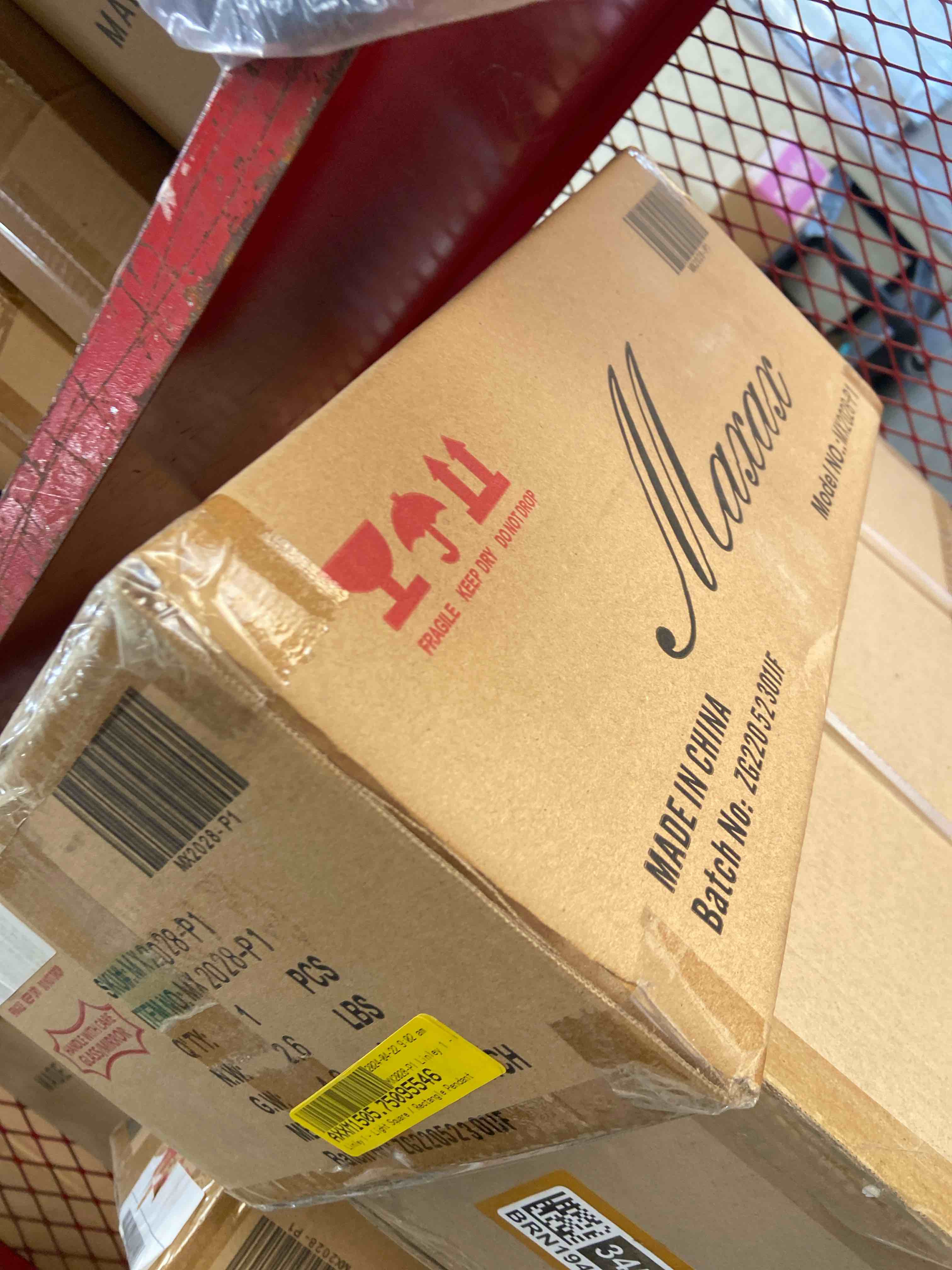 Condition photo showing New/Like New for linley 1- light square / rectangle pendant