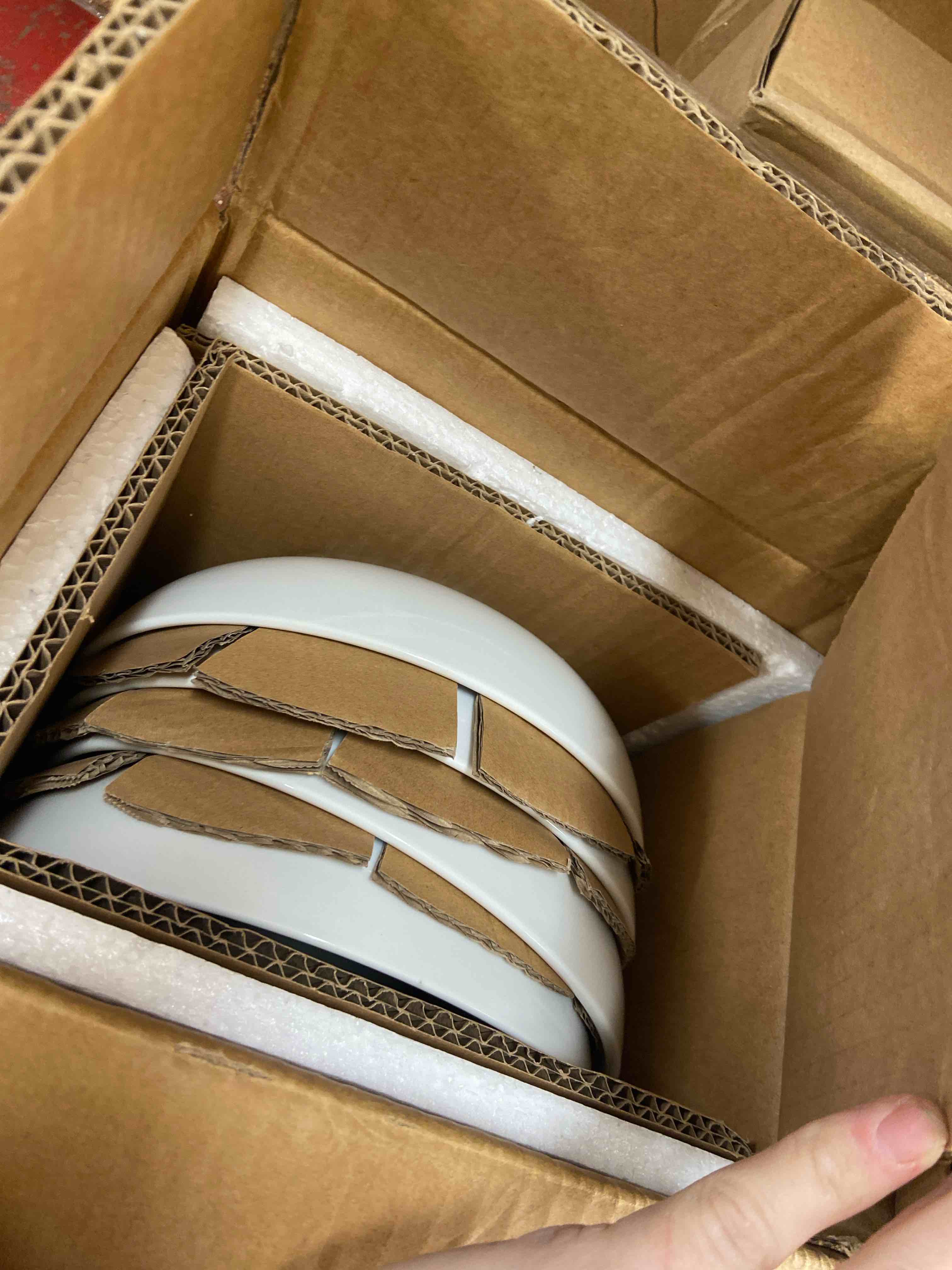 Condition photo showing New/Like New for kook pasta bowl, salad bowls, bowls, serving bowls, soup, ceramic, large capacity, microwave & dishwasher safe, set of 4, 40 oz, (white)