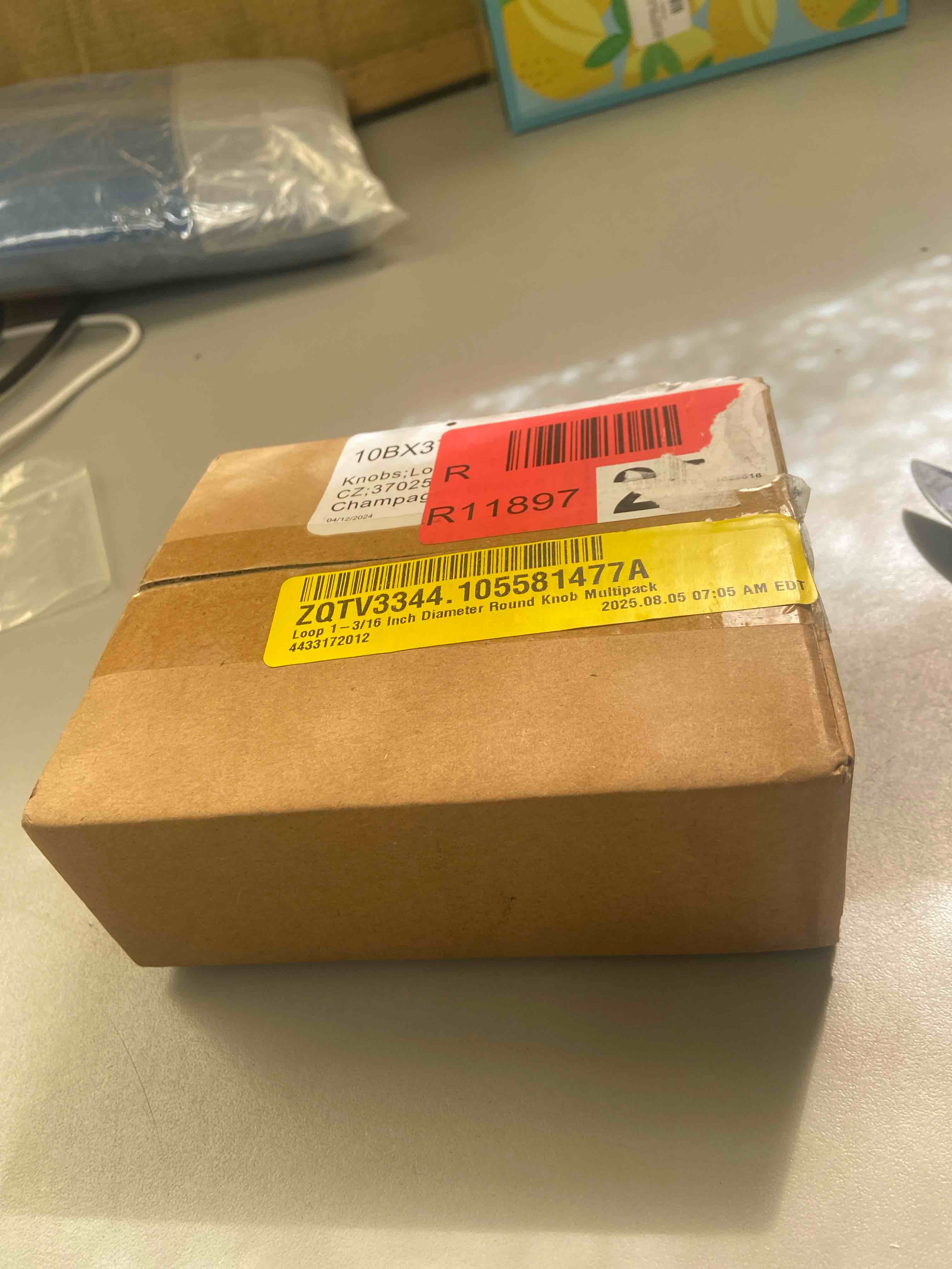 Condition photo showing New/Like New for  loop 1-3/16 inch diameter round knob multipack 4433172012