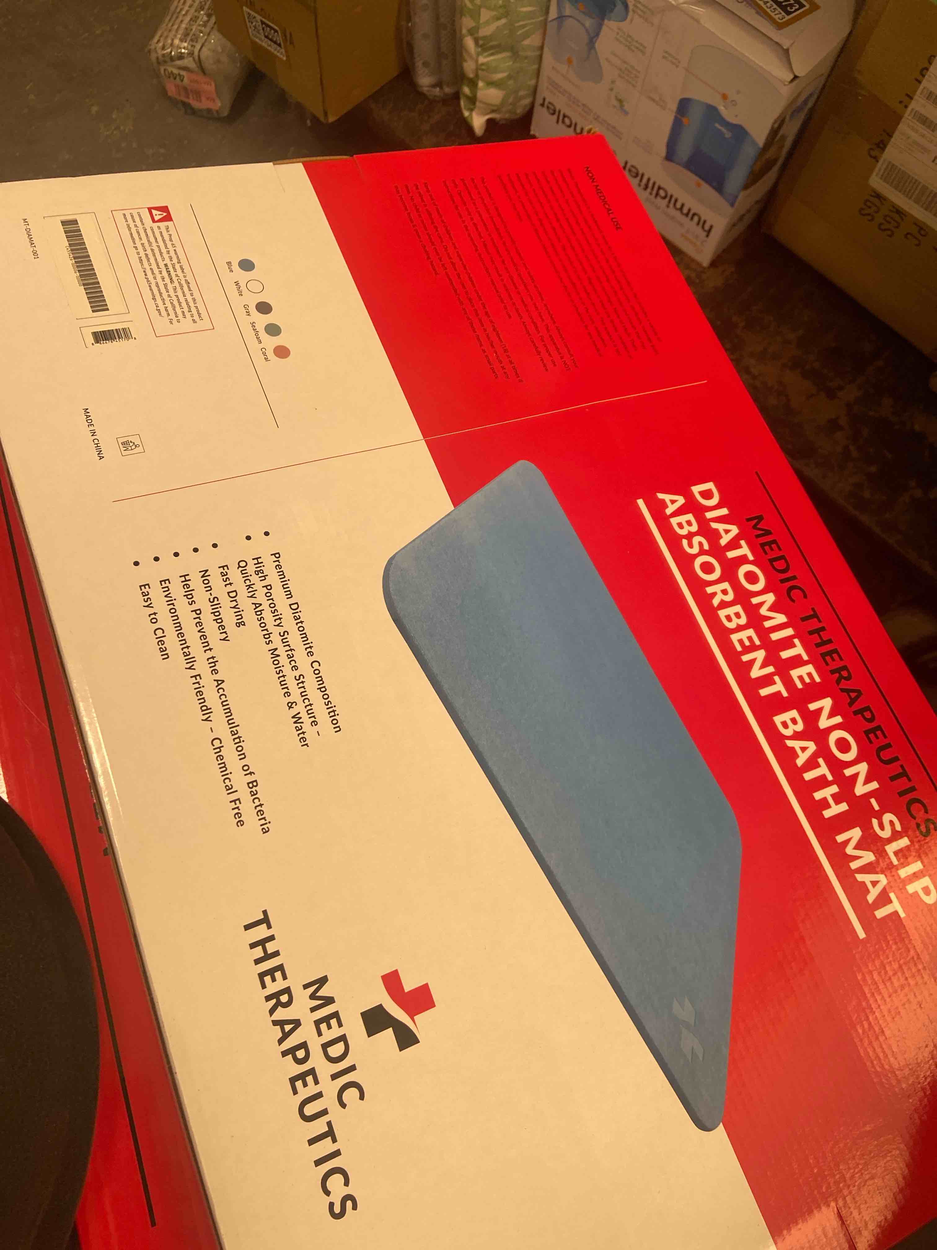 Condition photo showing New/Like New for medic therapeutics 24  x 15  diatomite non-slip quick dry absorbent floor mat