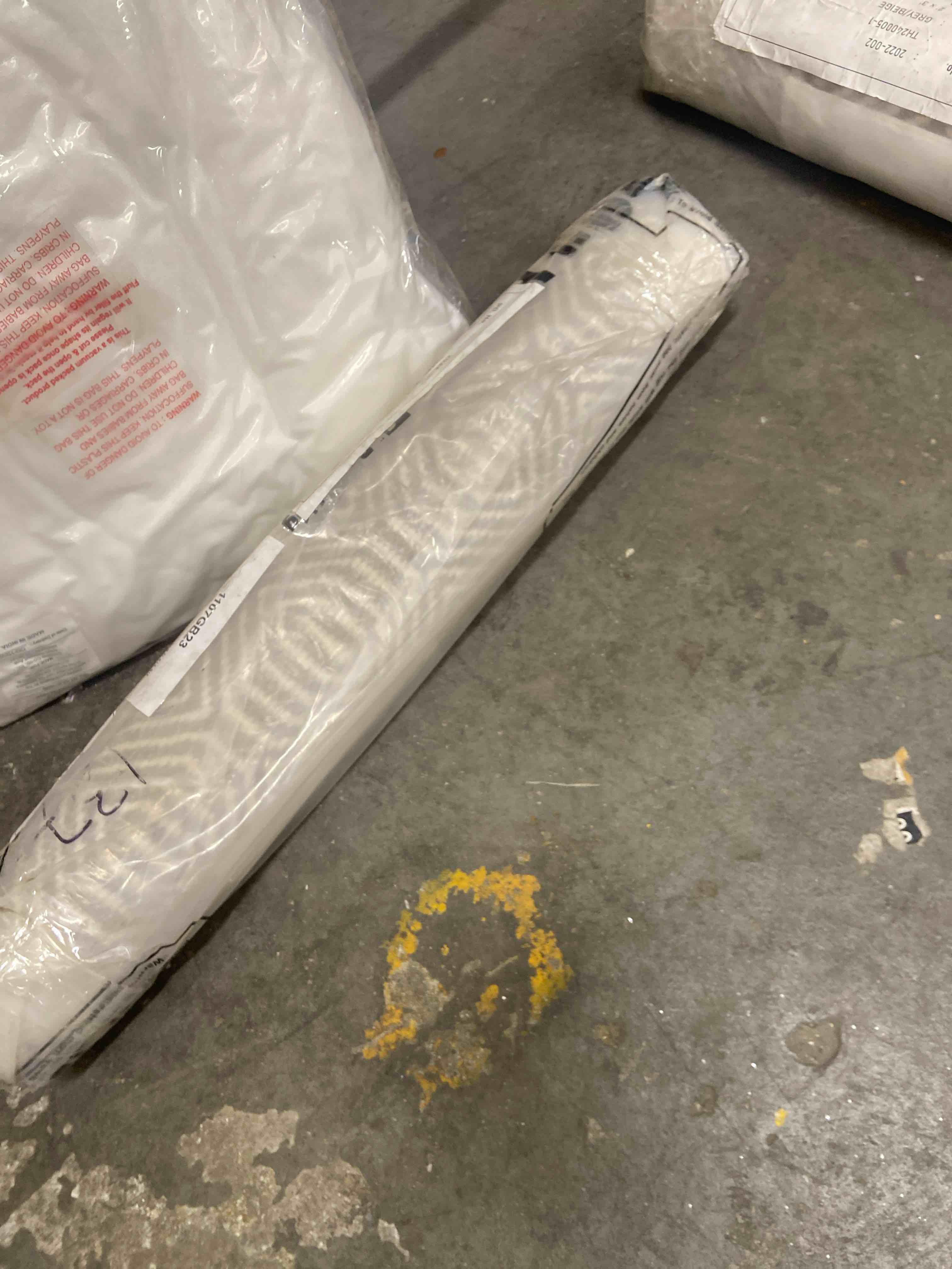 Condition photo showing New/Like New for refetone runner rug, 20"x59" long door mats indoor runners for hallways, non slip rubber backing entry rug, washable entrance floor mat runner for home, kitchen, laundry, living room, garage, camel 20"x 59" camel time cloister