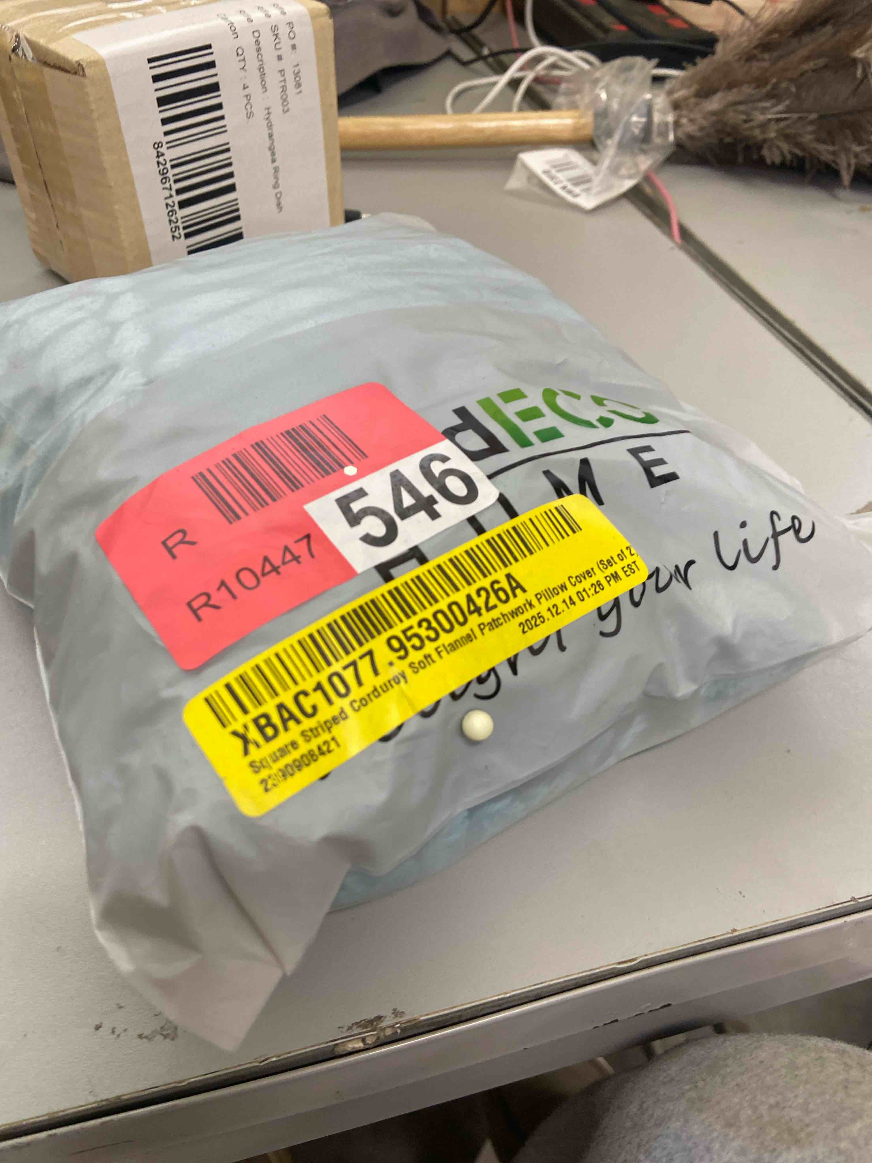 Condition photo showing New/Like New for square striped corduroy soft flannel patchwork pillow cover (set o 2025.12.14 01:26 pm es