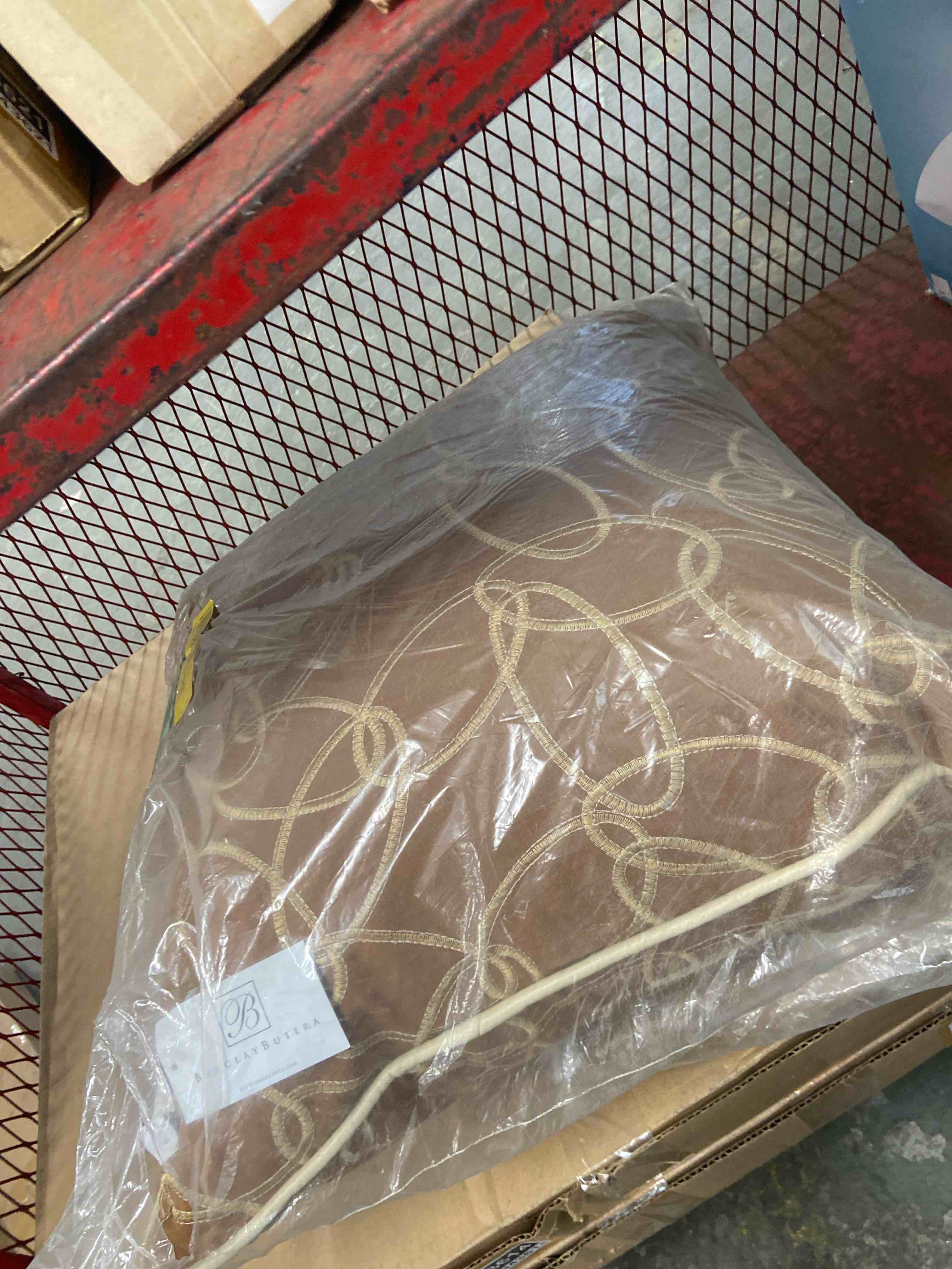 Condition photo showing New/Like New for barclay butera ovalesque mod cotton throw pillow