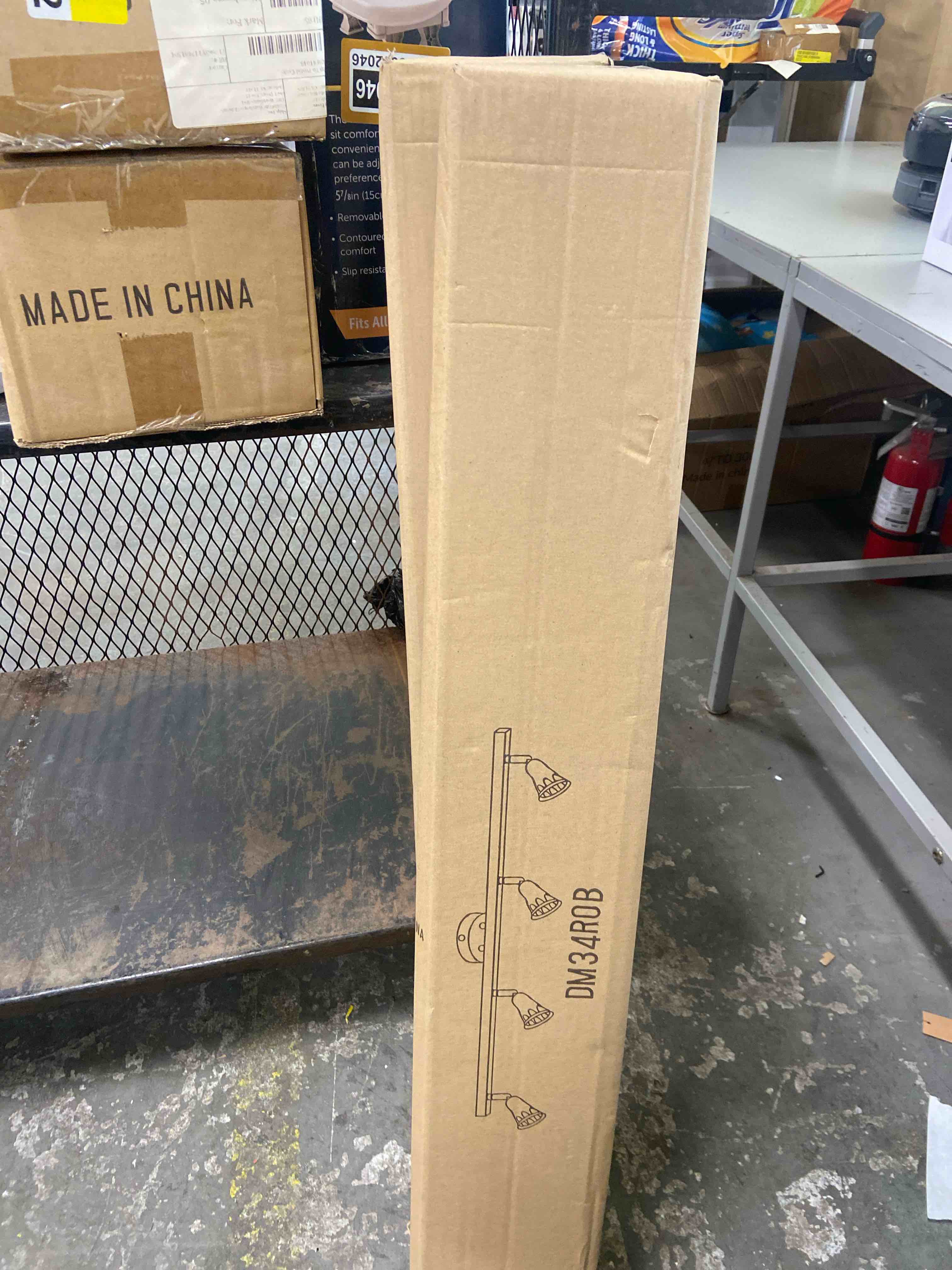 Condition photo showing New/Like New for trans globe w-494 bn track light - brushed nickel - 4.75w in.