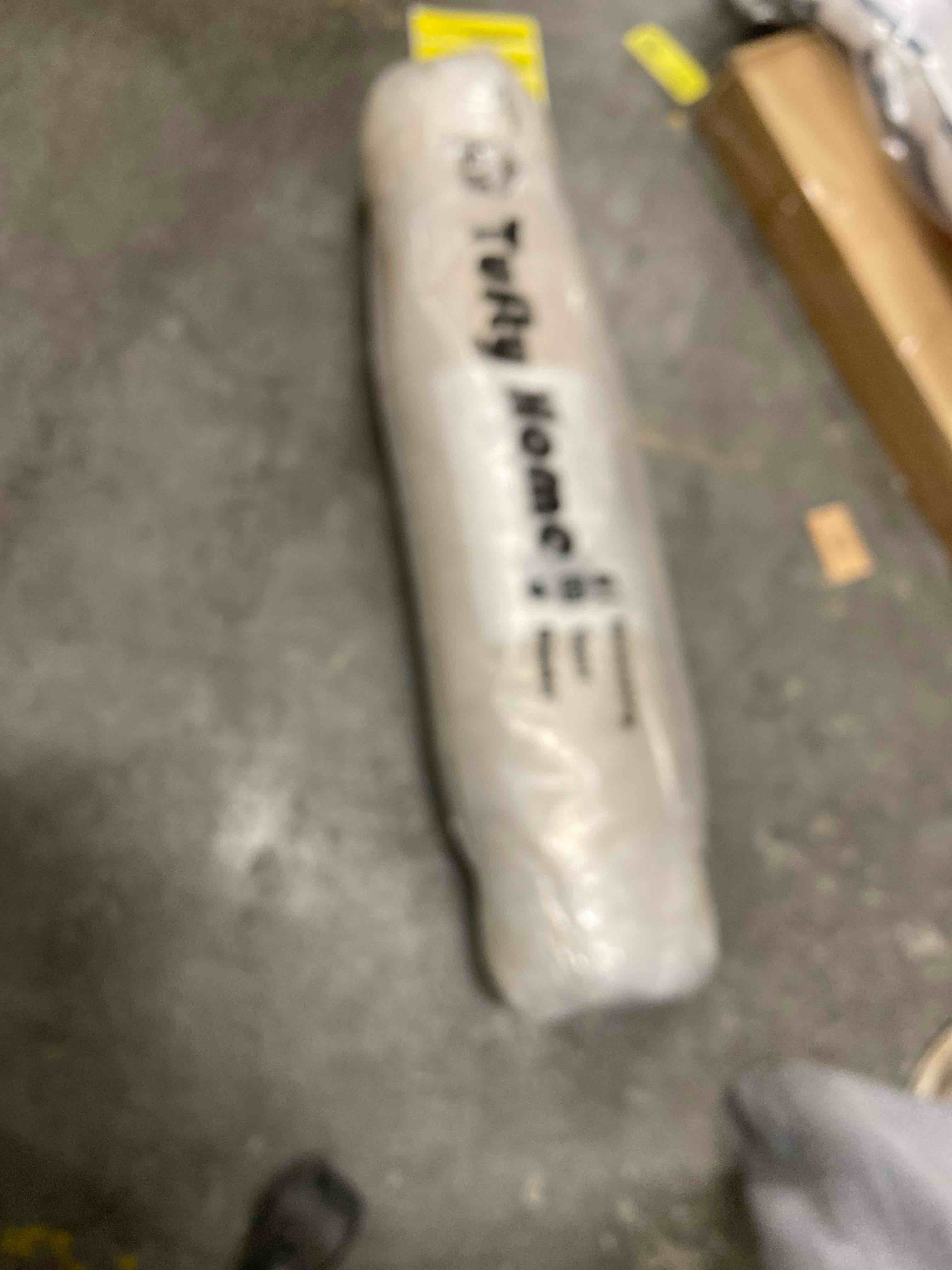 Condition photo showing New/Like New for tuffy home braided rug beige/ivory  