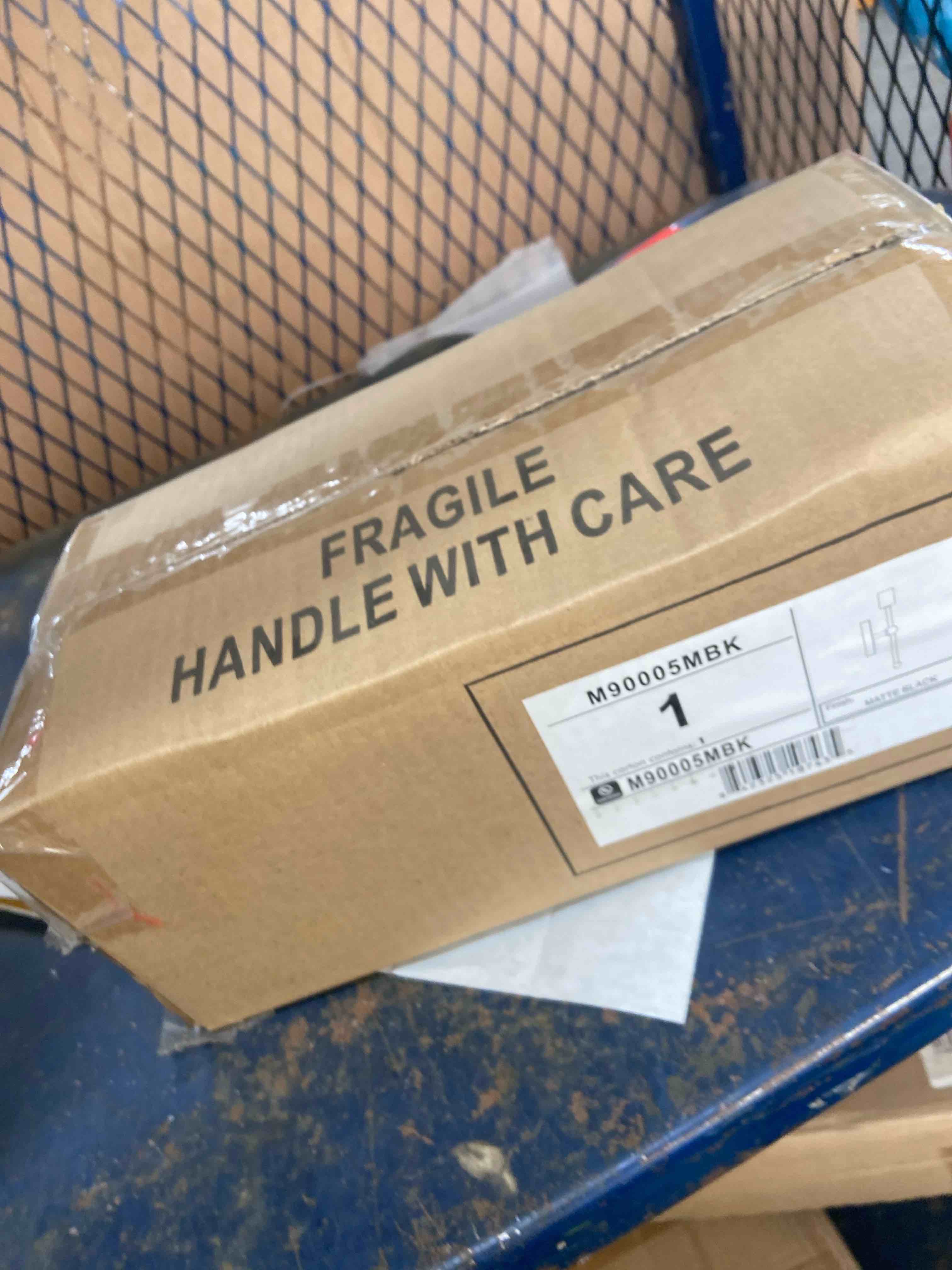 https://s3.amazonaws.com/lotting-images-prod/phillipi/BRN1943714_1776869763869.jpeg