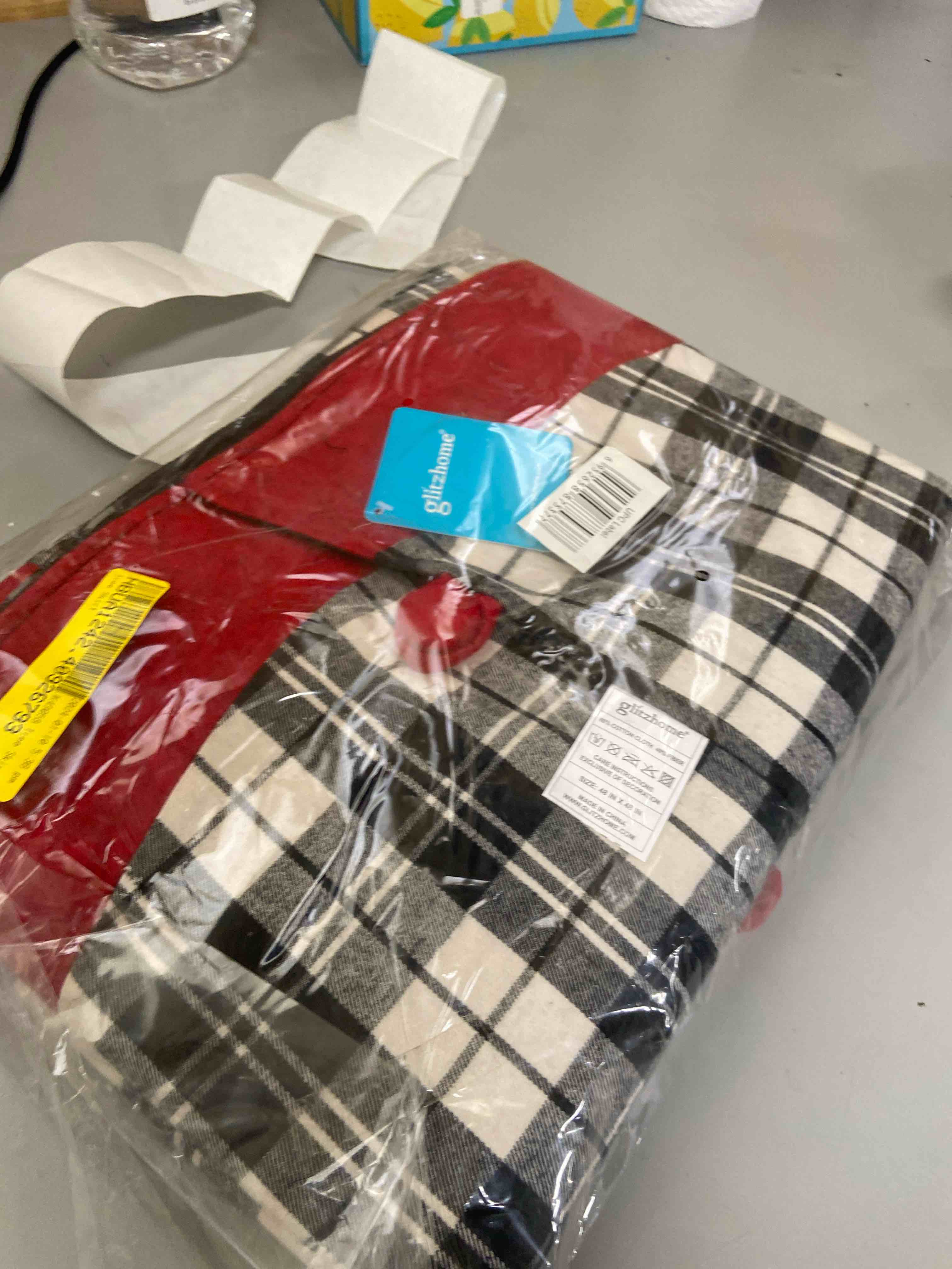 https://s3.amazonaws.com/lotting-images-prod/phillipi/BRN1943819_1776884270380.jpeg
