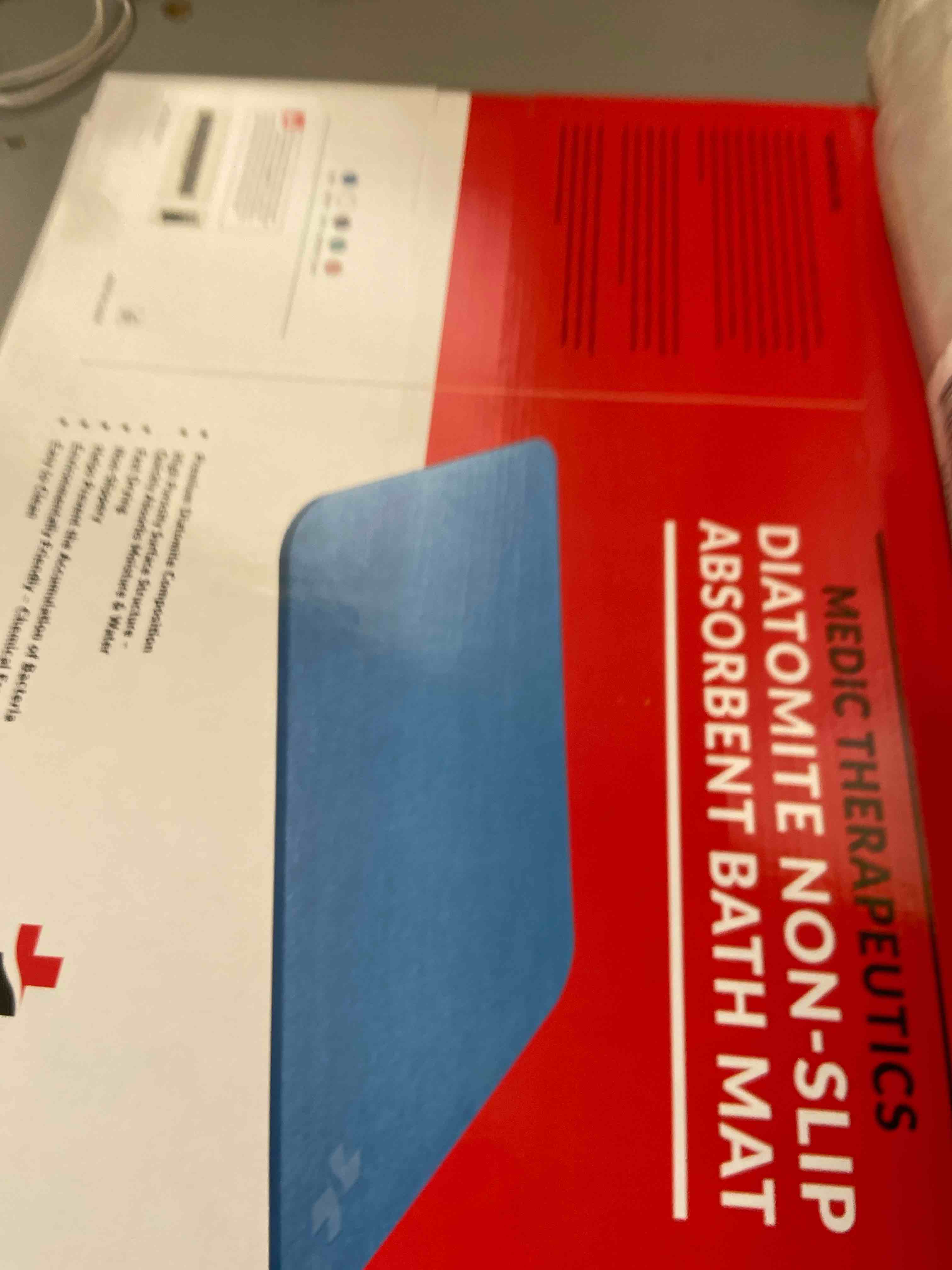 Condition photo showing New/Like New for medic therapeutics 24  x 15  diatomite non-slip quick dry absorbent floor mat