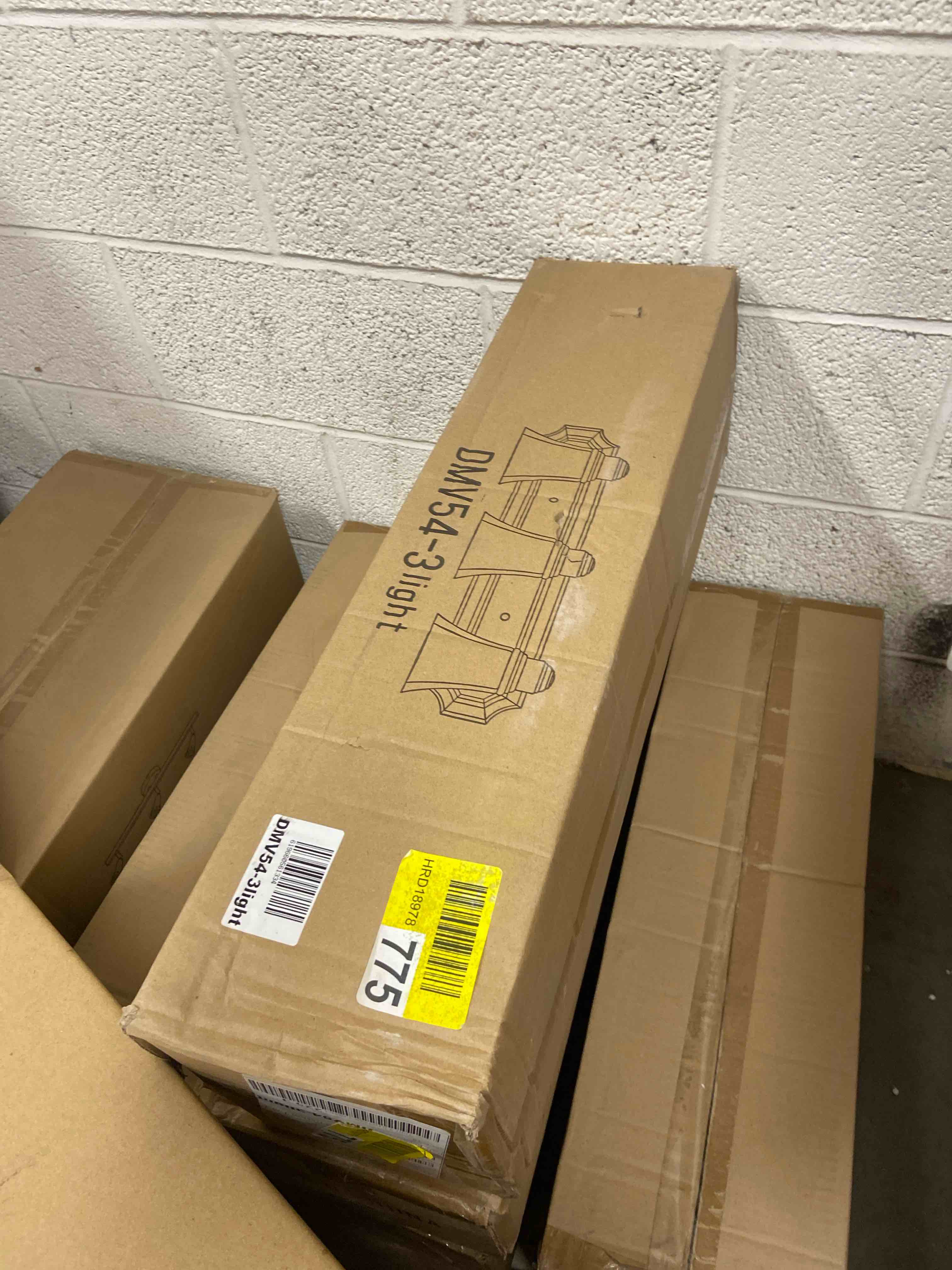 https://s3.amazonaws.com/lotting-images-prod/phillipi/BRN1943831_1776888702039.jpeg