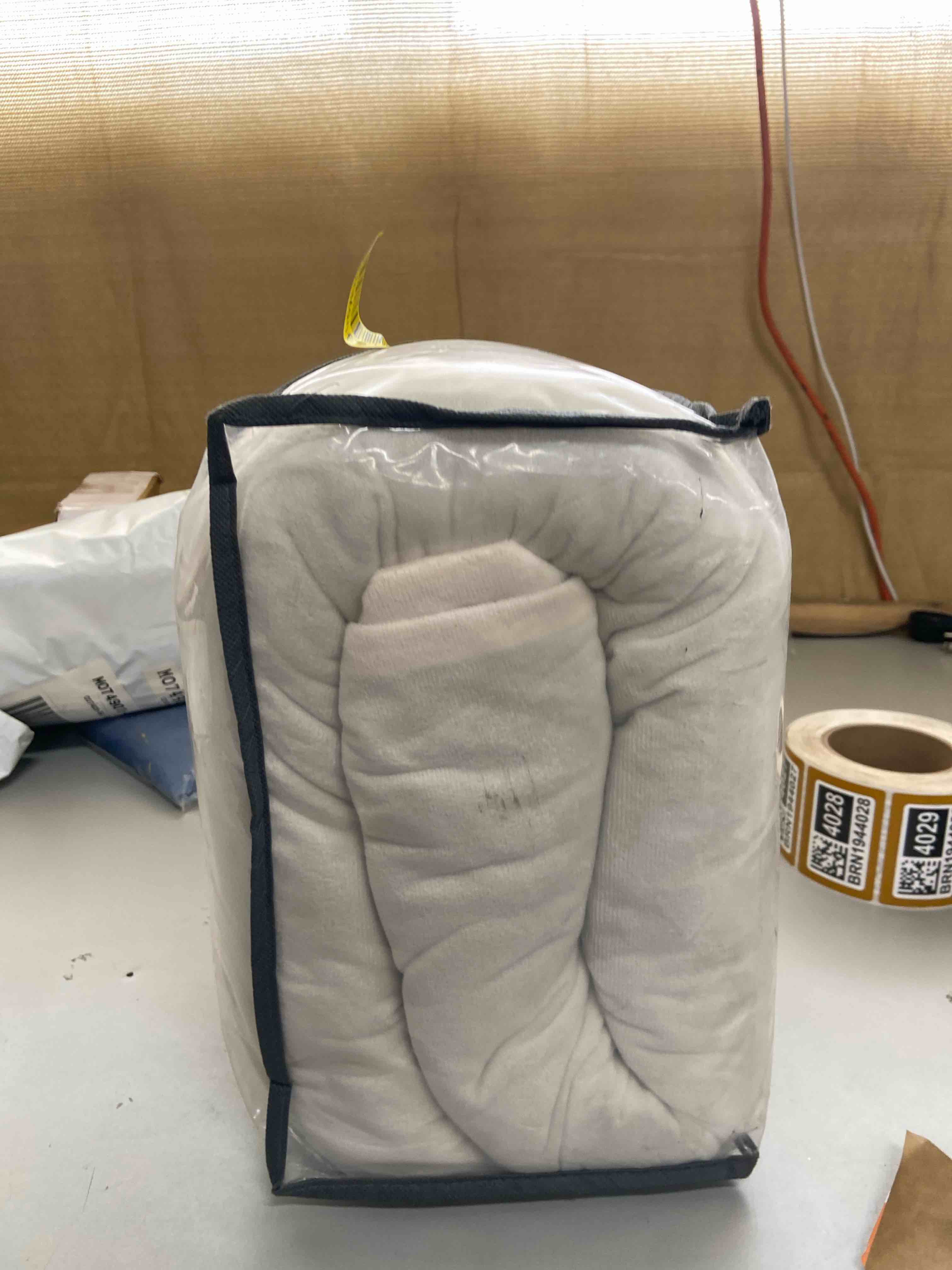 Condition photo showing New/Like New for 100% blackout ivory off white velvet curtains 96 inch long for living room,set of 2 panels liner rod pocket back tab thermal window drapes room darkening heavy decorative curtains for bedroom cream ivory 52"w x 96"l (pack of 2)
