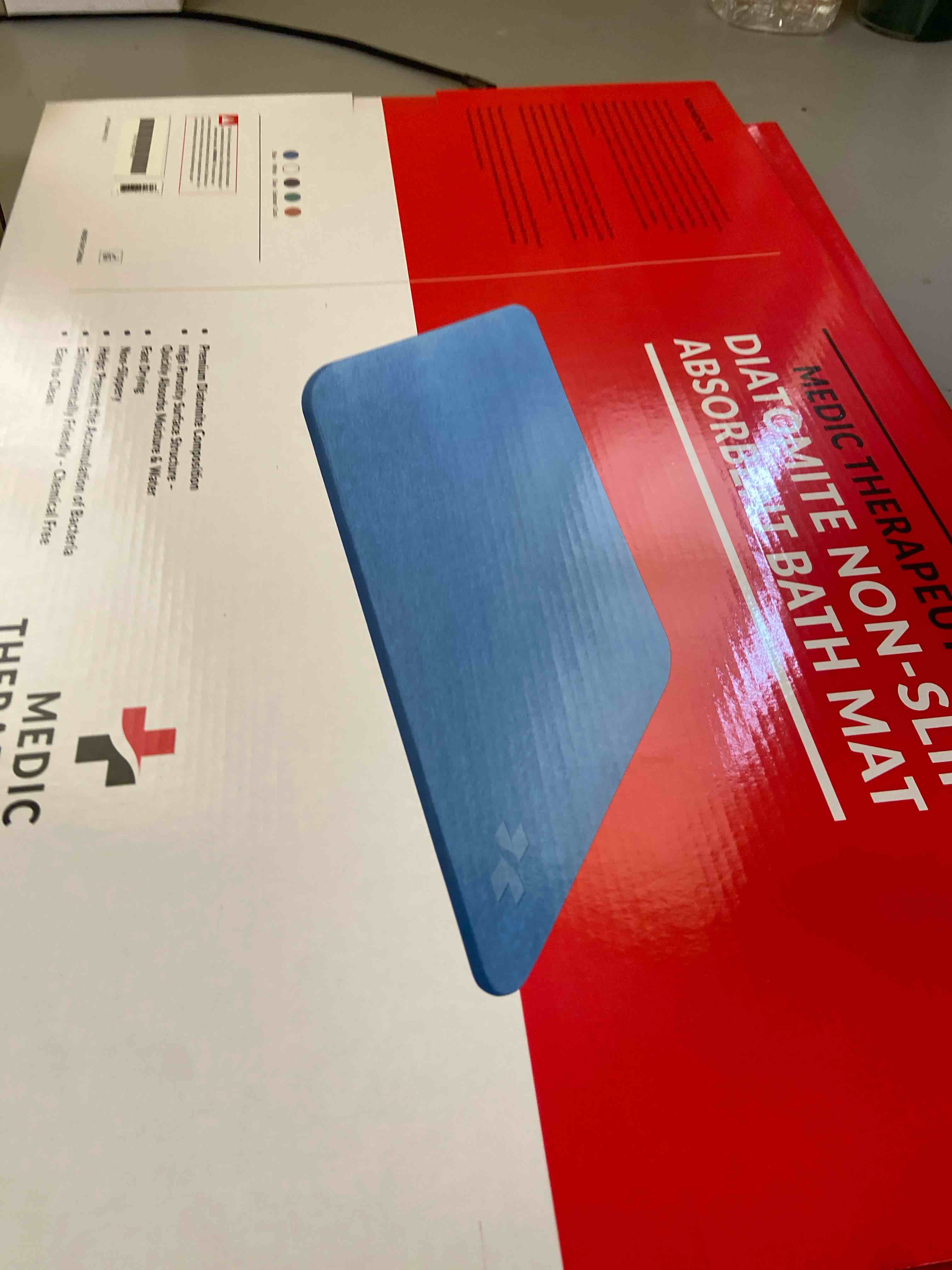 Condition photo showing New/Like New for medic therapeutics 24  x 15  diatomite non-slip quick dry absorbent floor mat