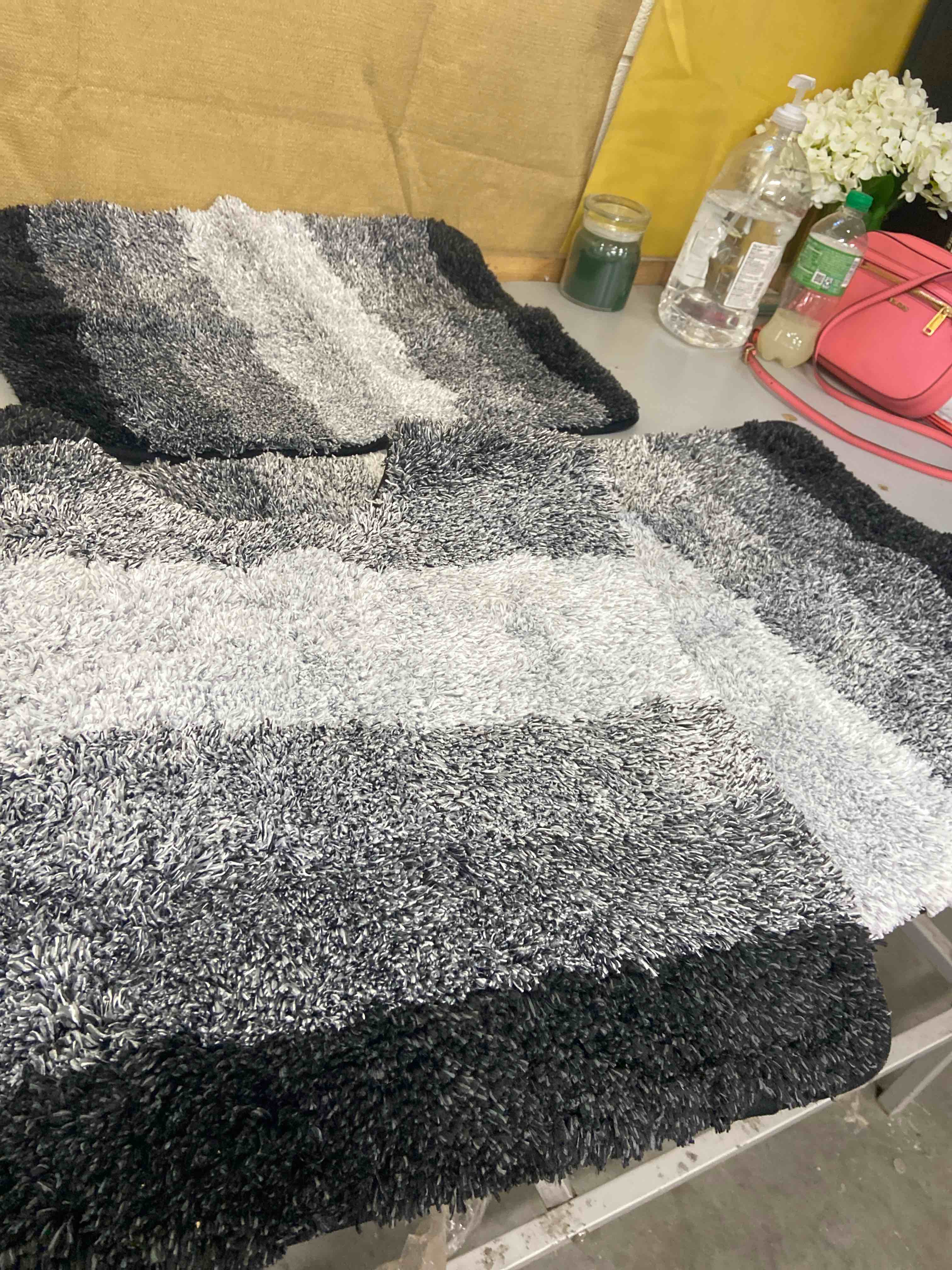Condition photo showing New/Like New for olanly bathroom rugs sets 3 piece, soft absorbent microfiber bath mats and u-shaped contour toilet rug, plush shaggy bath mat set for bathroom (30"x20"+24"x16"+24"x20", black) 30" x 20" + 24" x 16" + u shape 24" x 20" black