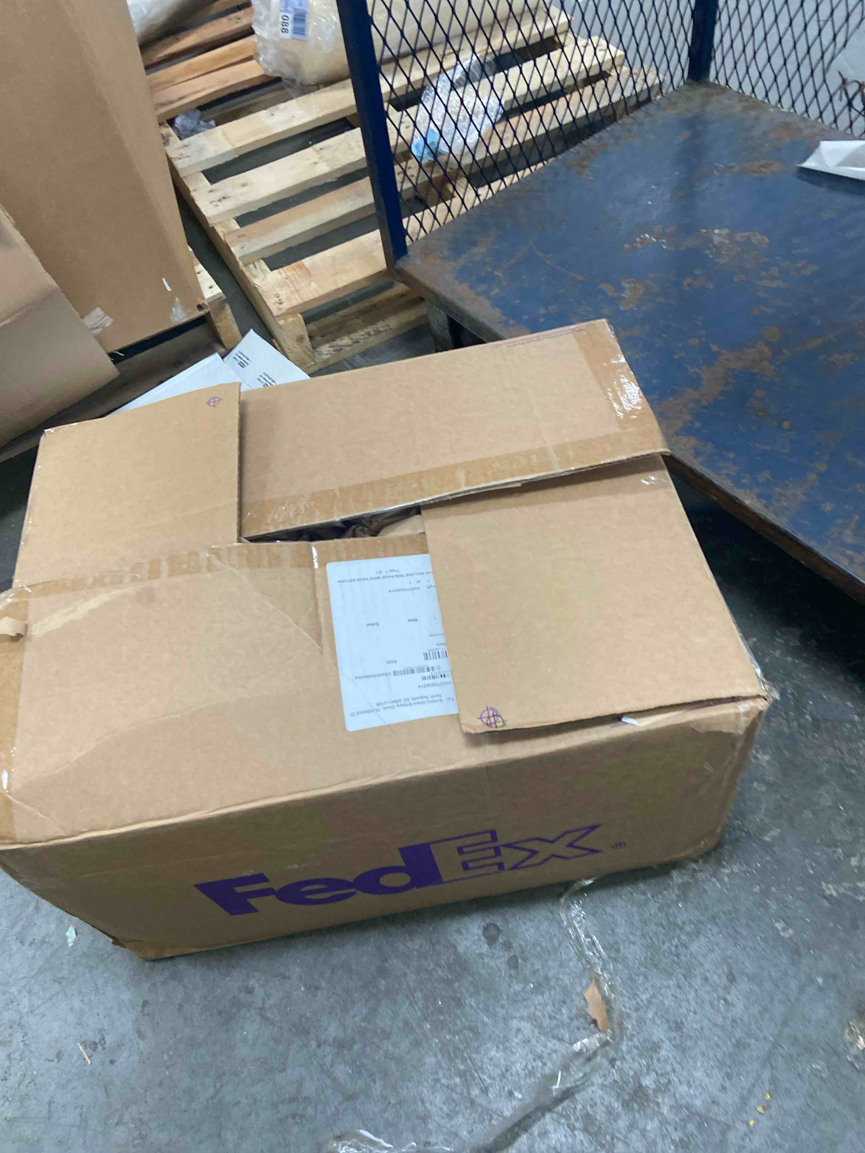 https://s3.amazonaws.com/lotting-images-prod/phillipi/BRN1944175_1777571425493.jpeg
