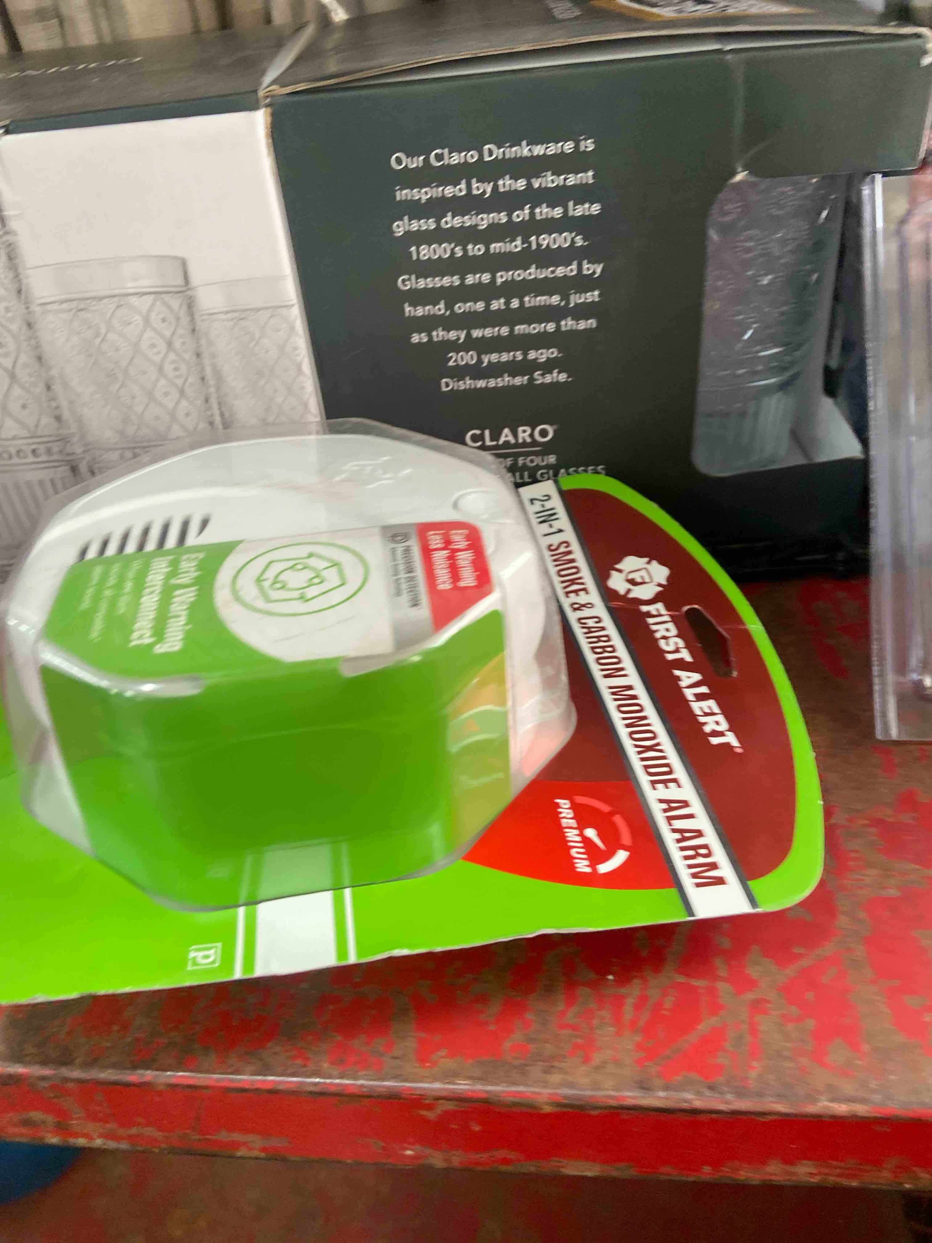 Condition photo showing New/Like New for first alert smco500v, interconnect battery-operated combination smoke & carbon monoxide alarm with voice alerts, 1-pack (pack of 1) precision detection smco500v