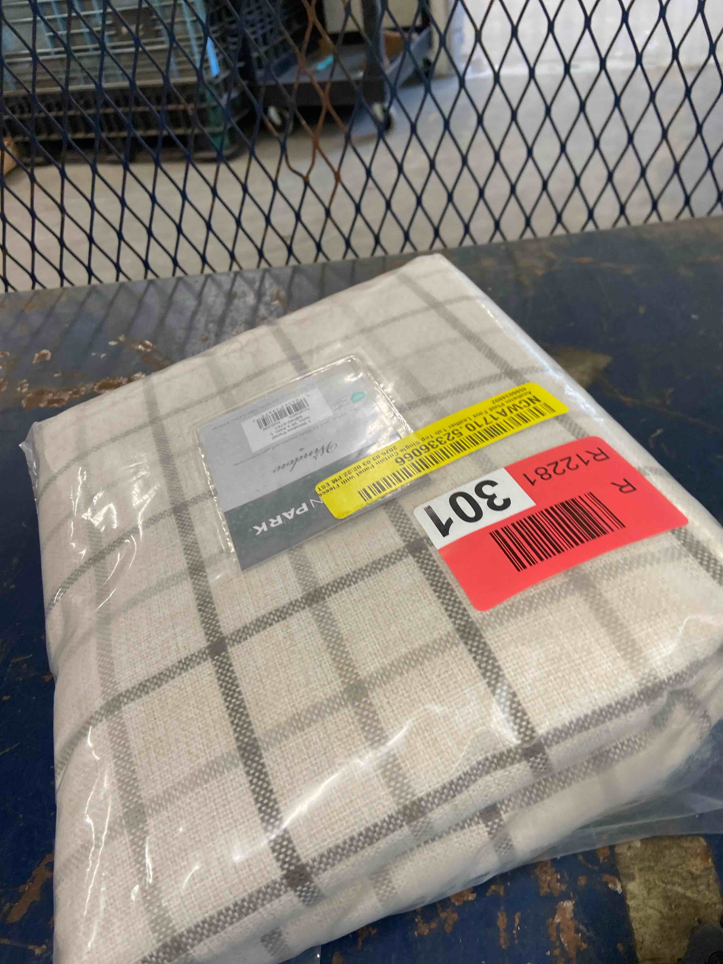 https://s3.amazonaws.com/lotting-images-prod/phillipi/BRN1944426_1777920706475.jpeg