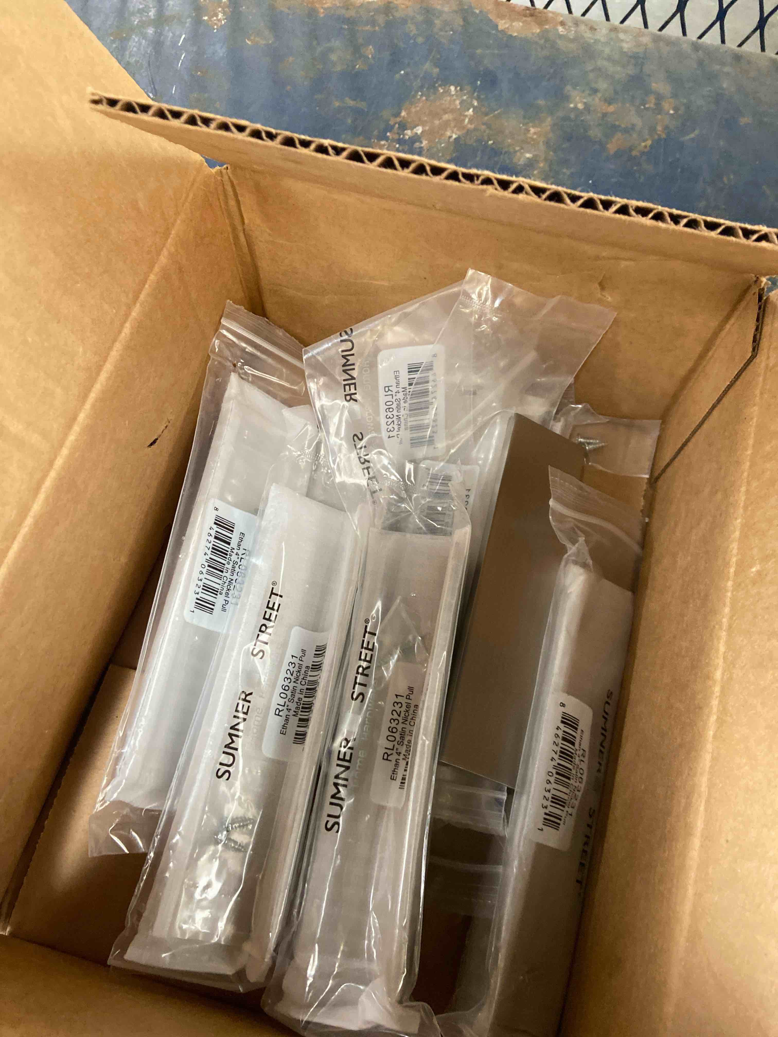 https://s3.amazonaws.com/lotting-images-prod/phillipi/BRN1944602_1778251514552.jpeg