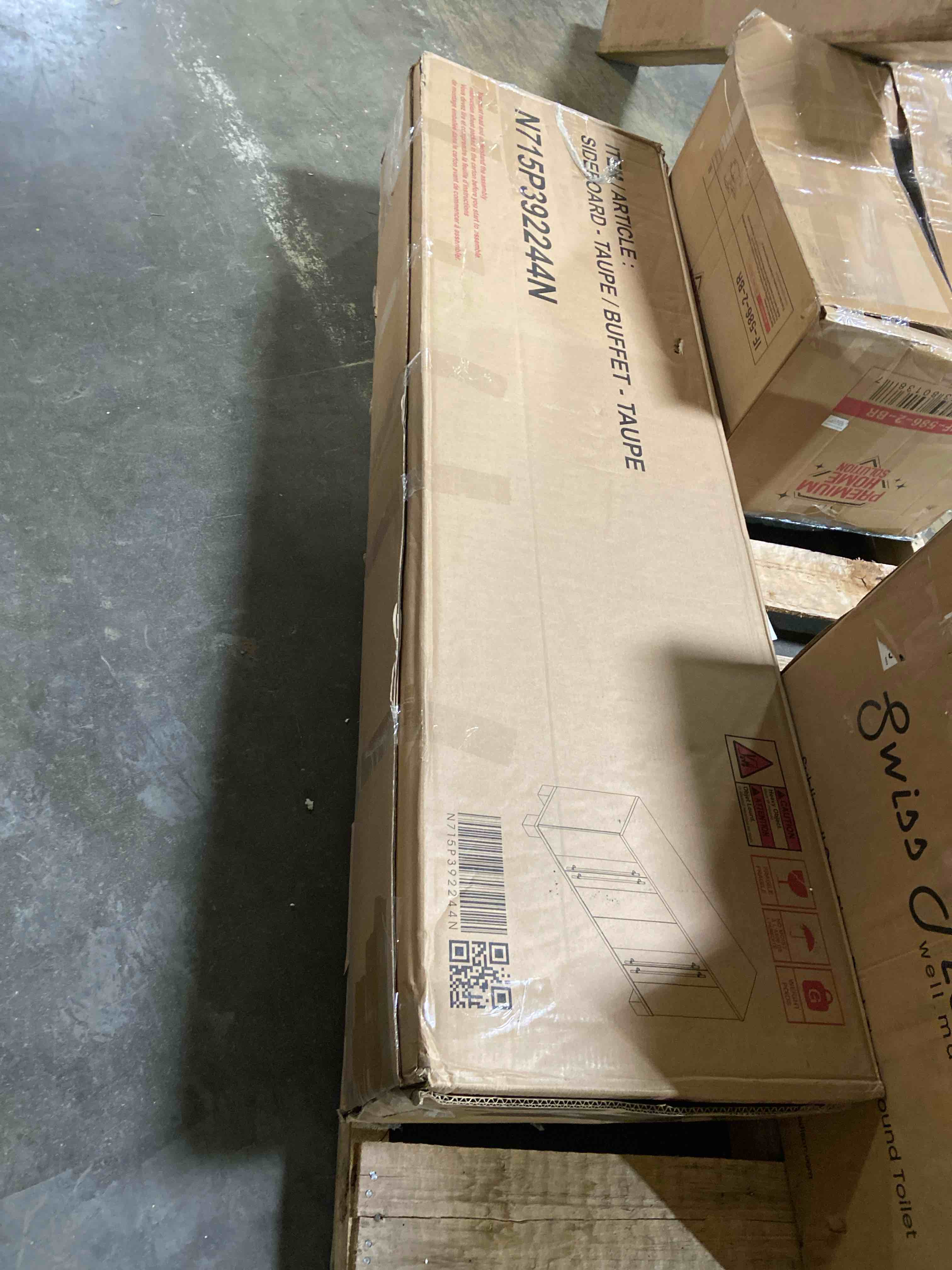 https://s3.amazonaws.com/lotting-images-prod/phillipi/BRN1944755_1778609843503.jpeg