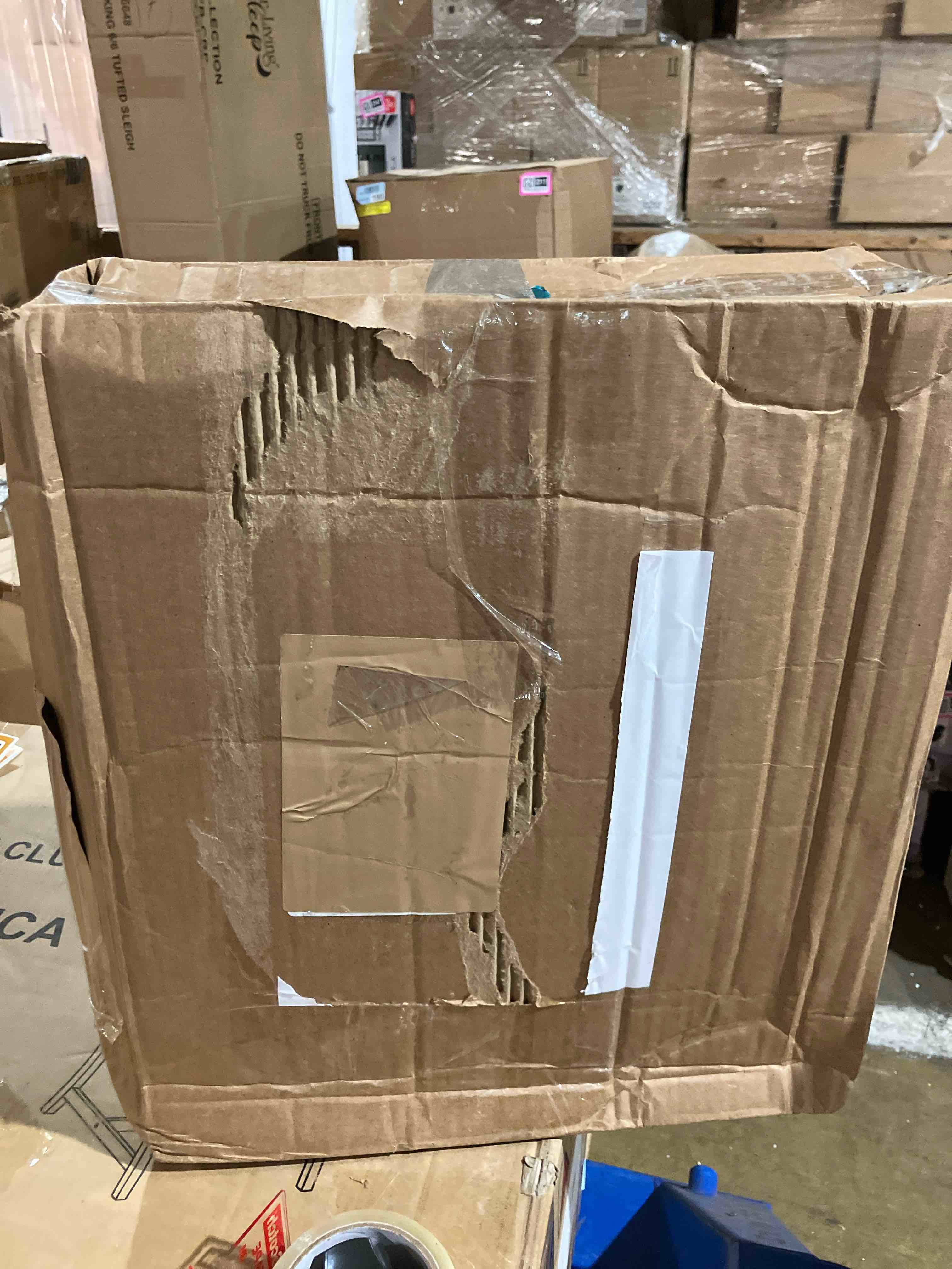 https://s3.amazonaws.com/lotting-images-prod/phillipi/BRN1945152_1751640610376.jpeg