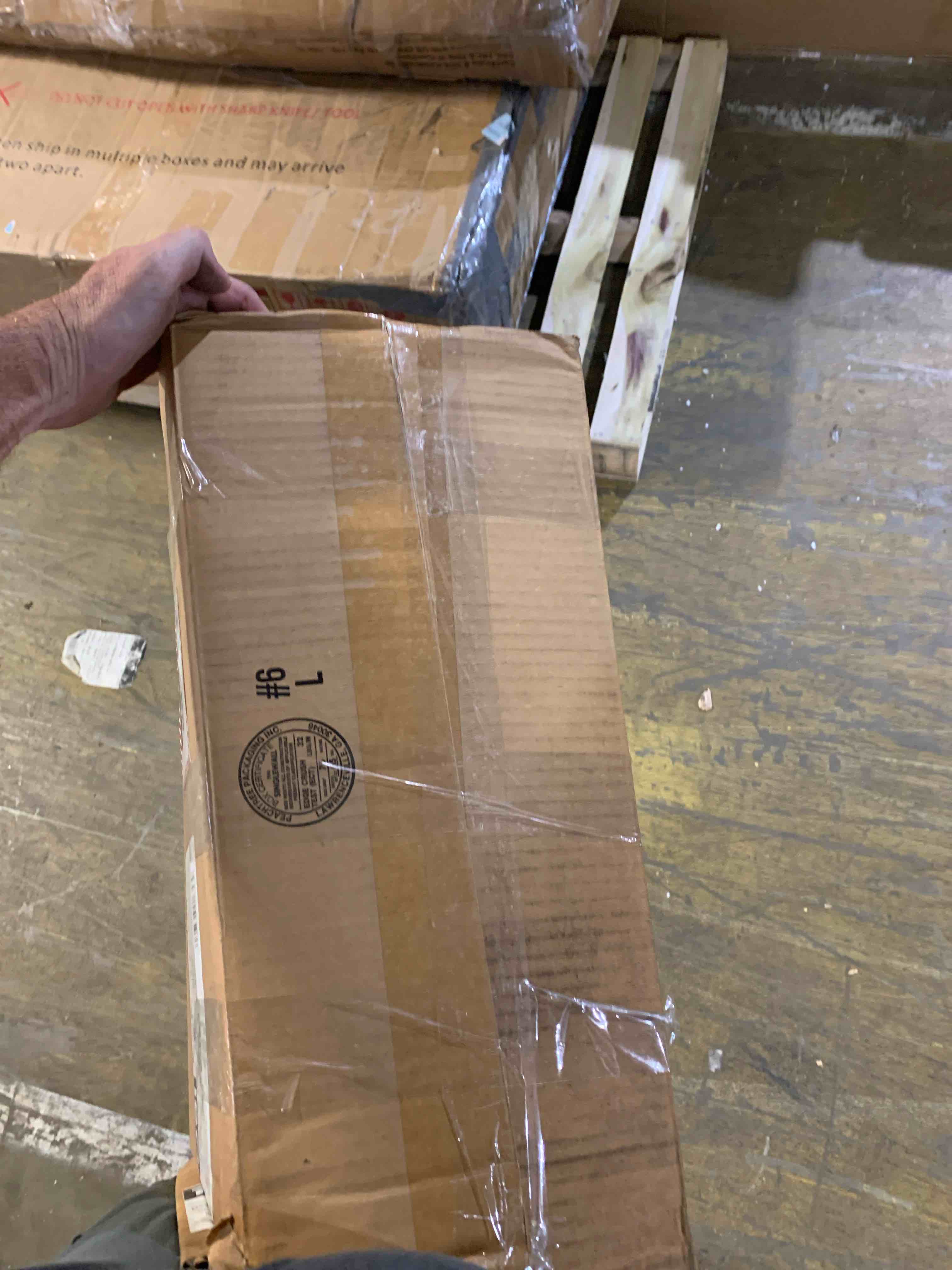 https://s3.amazonaws.com/lotting-images-prod/phillipi/BRN1945164_1751568306288.jpeg