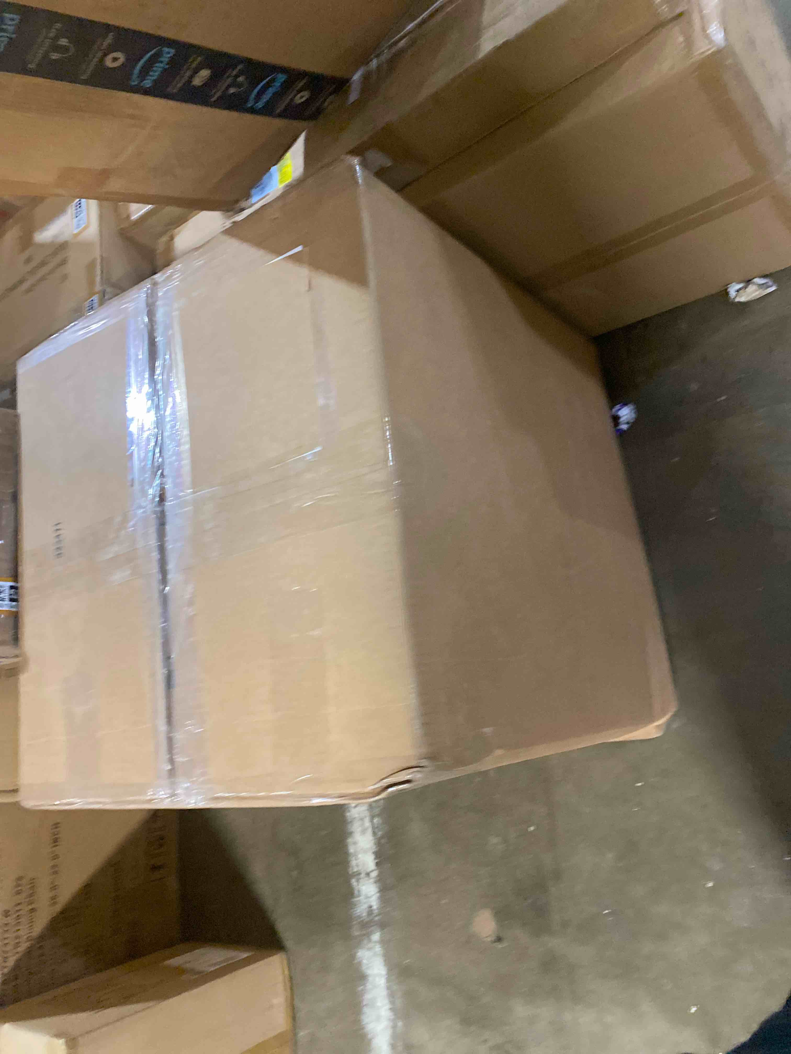 https://s3.amazonaws.com/lotting-images-prod/phillipi/BRN1945199_1749481936213.jpeg