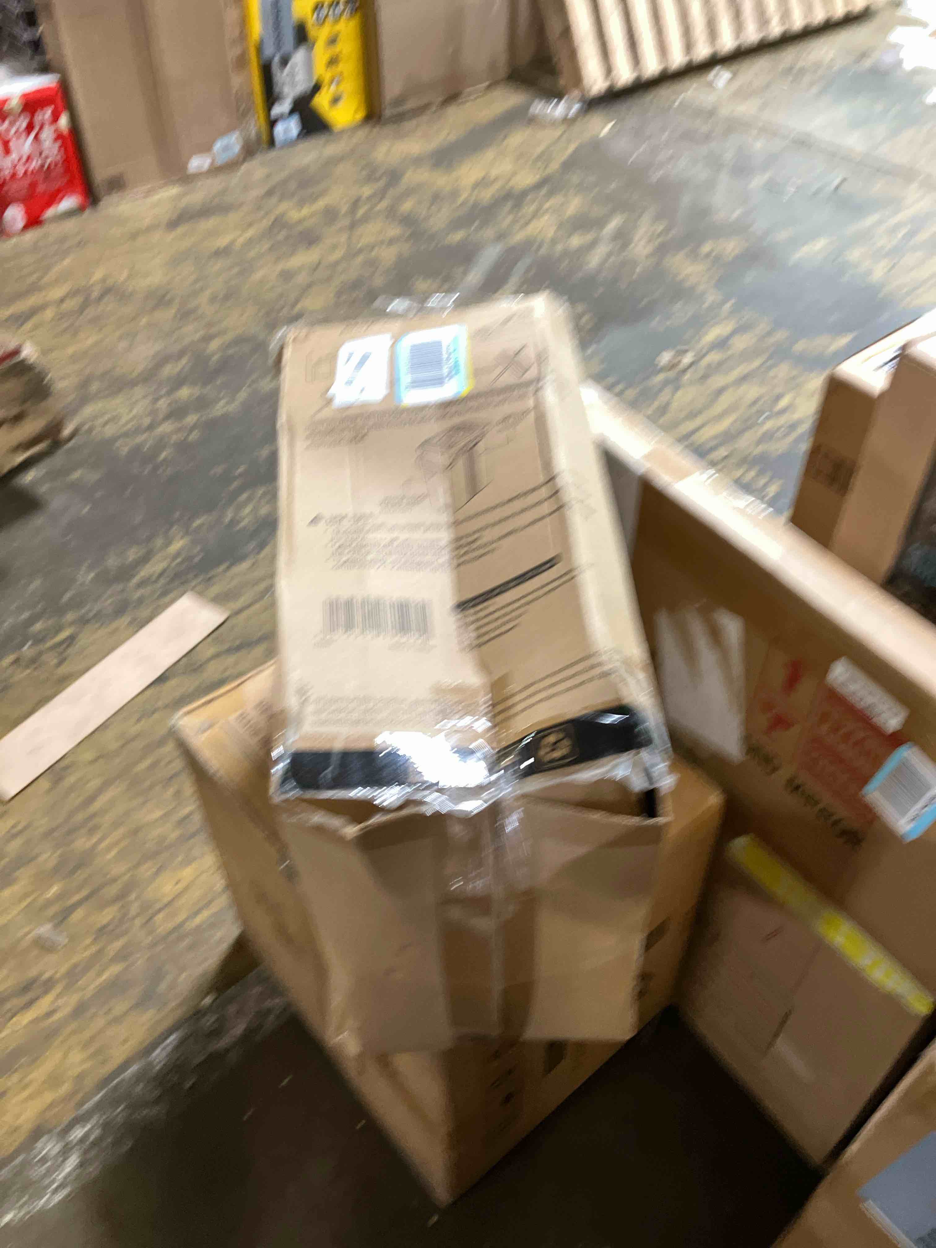 https://s3.amazonaws.com/lotting-images-prod/phillipi/BRN1945952_1750784624372.jpeg