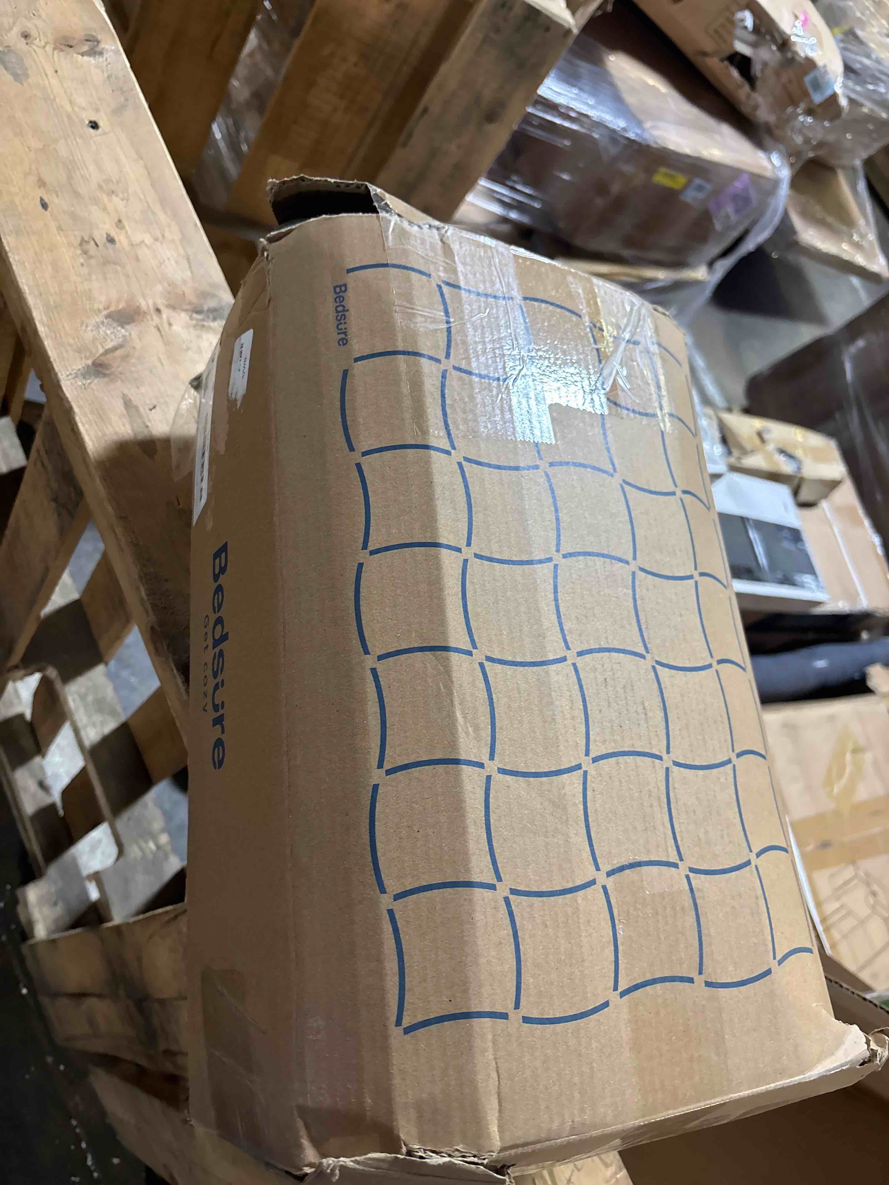https://s3.amazonaws.com/lotting-images-prod/phillipi/BRN1946021_1750854144933.jpeg