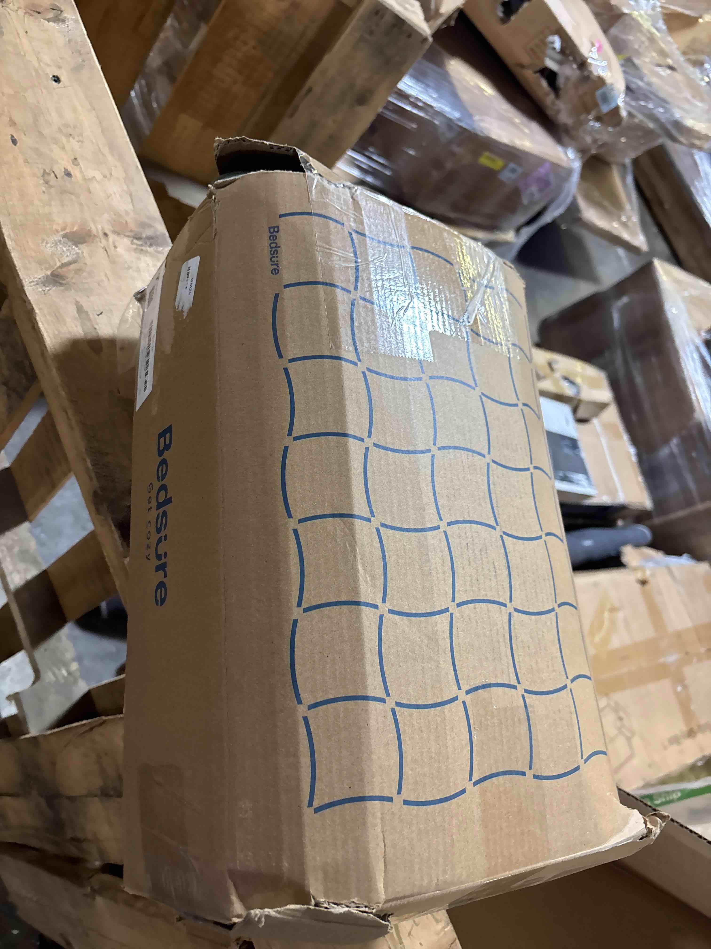 https://s3.amazonaws.com/lotting-images-prod/phillipi/BRN1946021_1750854145999.jpeg