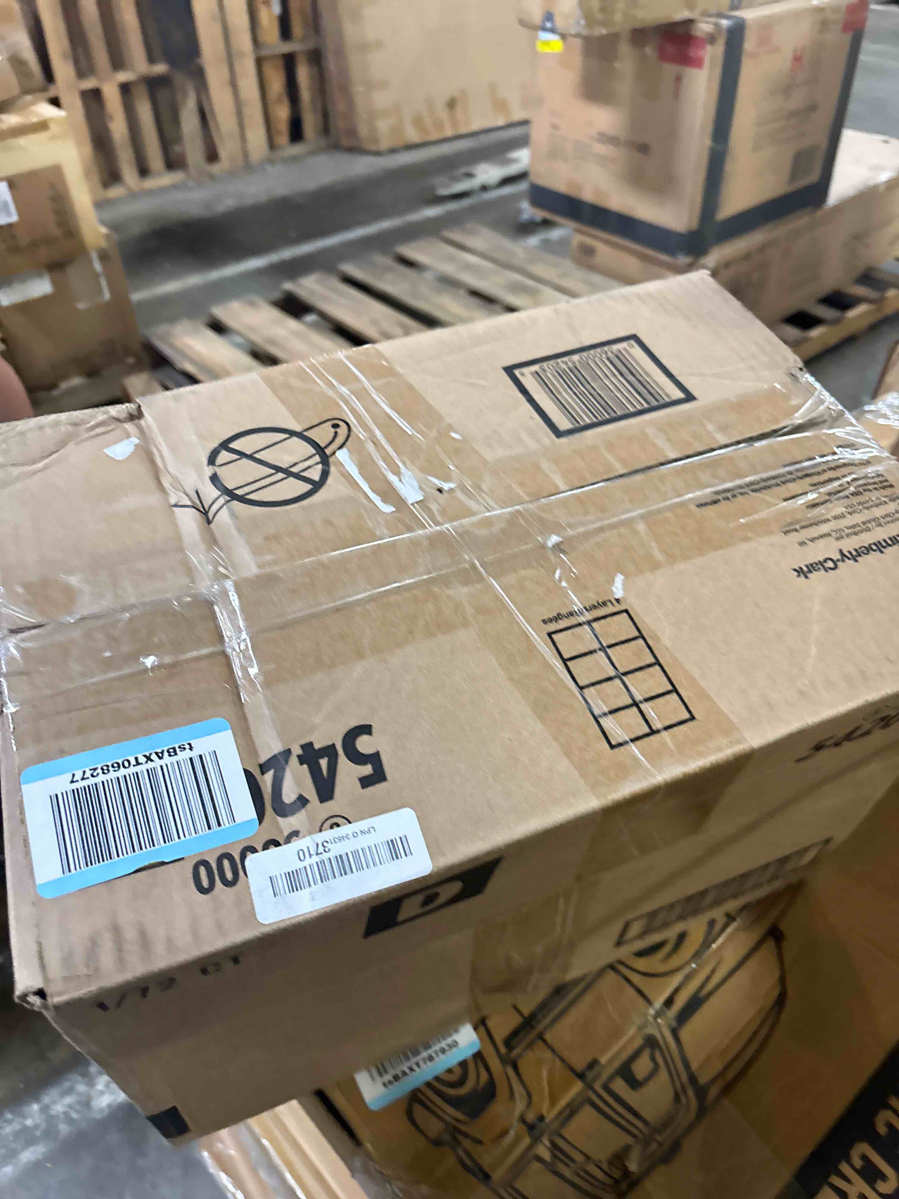 https://s3.amazonaws.com/lotting-images-prod/phillipi/BRN1946221_1750884166719.jpeg