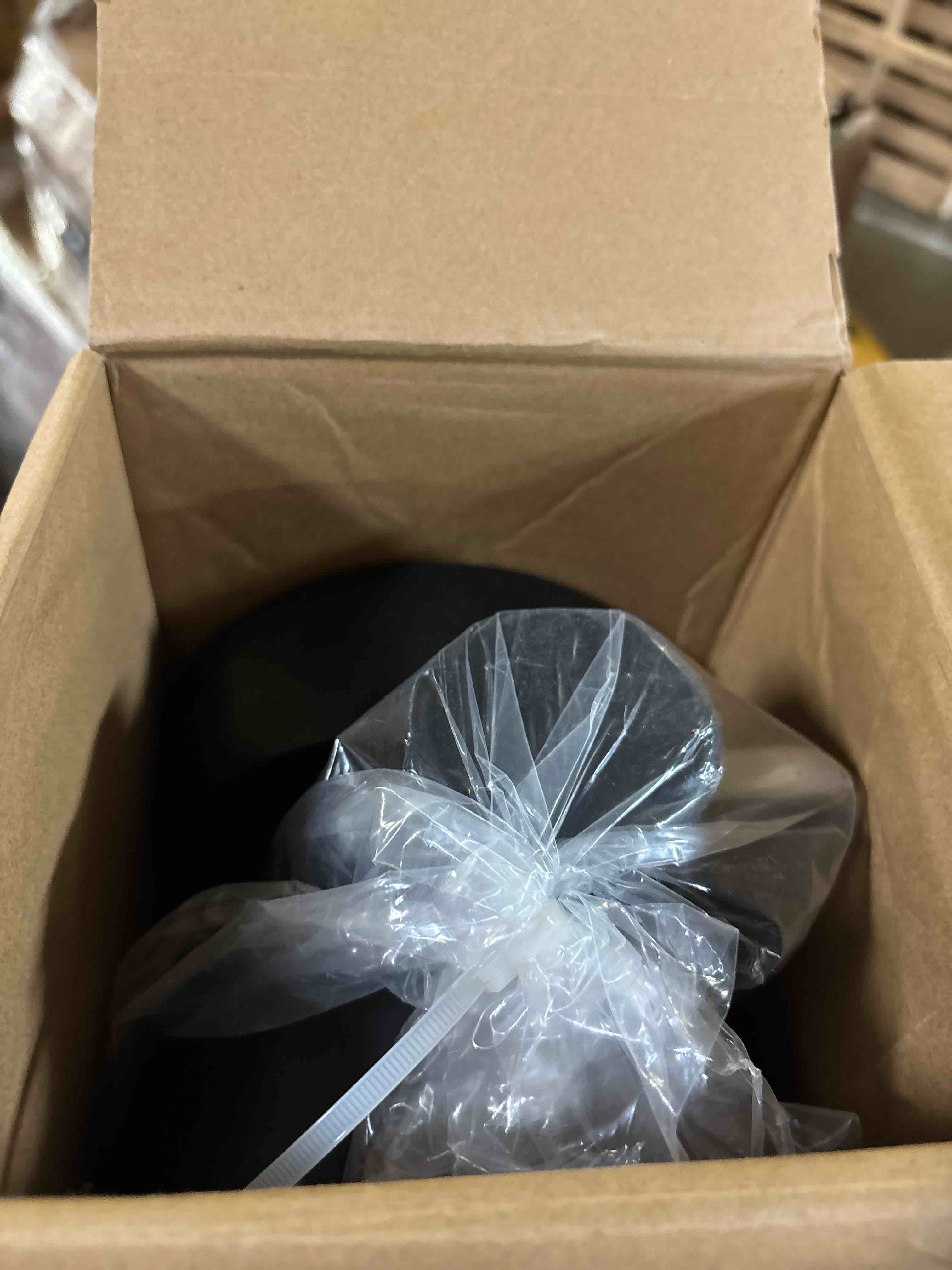 https://s3.amazonaws.com/lotting-images-prod/phillipi/BRN1946260_1750880661004.jpeg