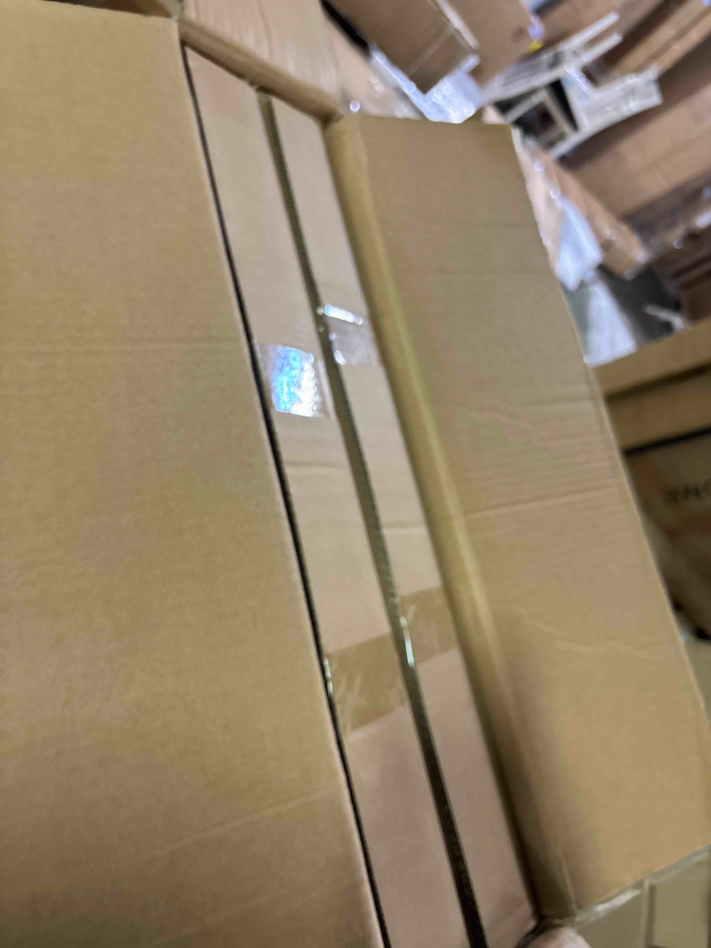 https://s3.amazonaws.com/lotting-images-prod/phillipi/BRN1946447_1750961162619.jpeg