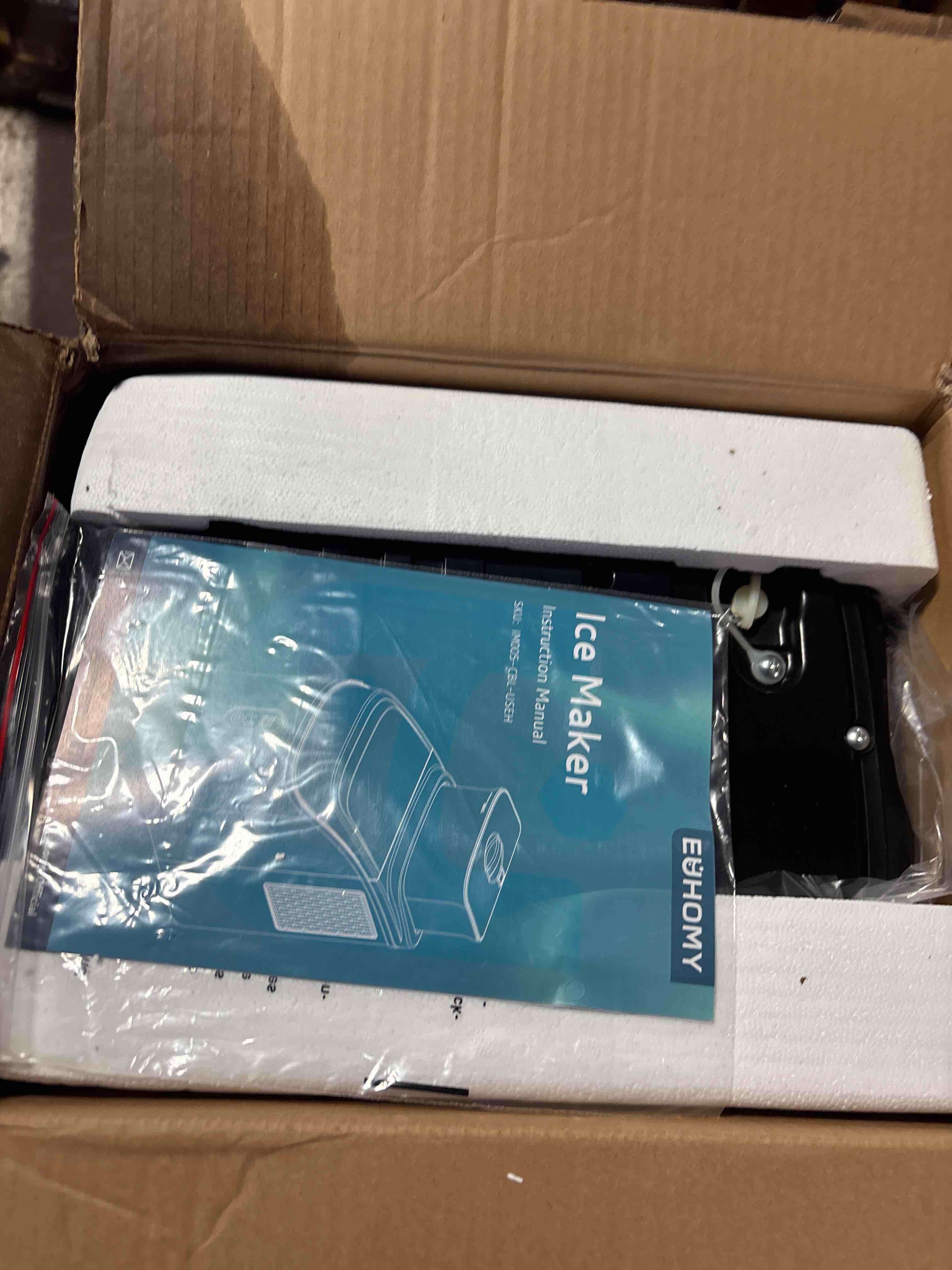 https://s3.amazonaws.com/lotting-images-prod/phillipi/BRN1946484_1750958610295.jpeg