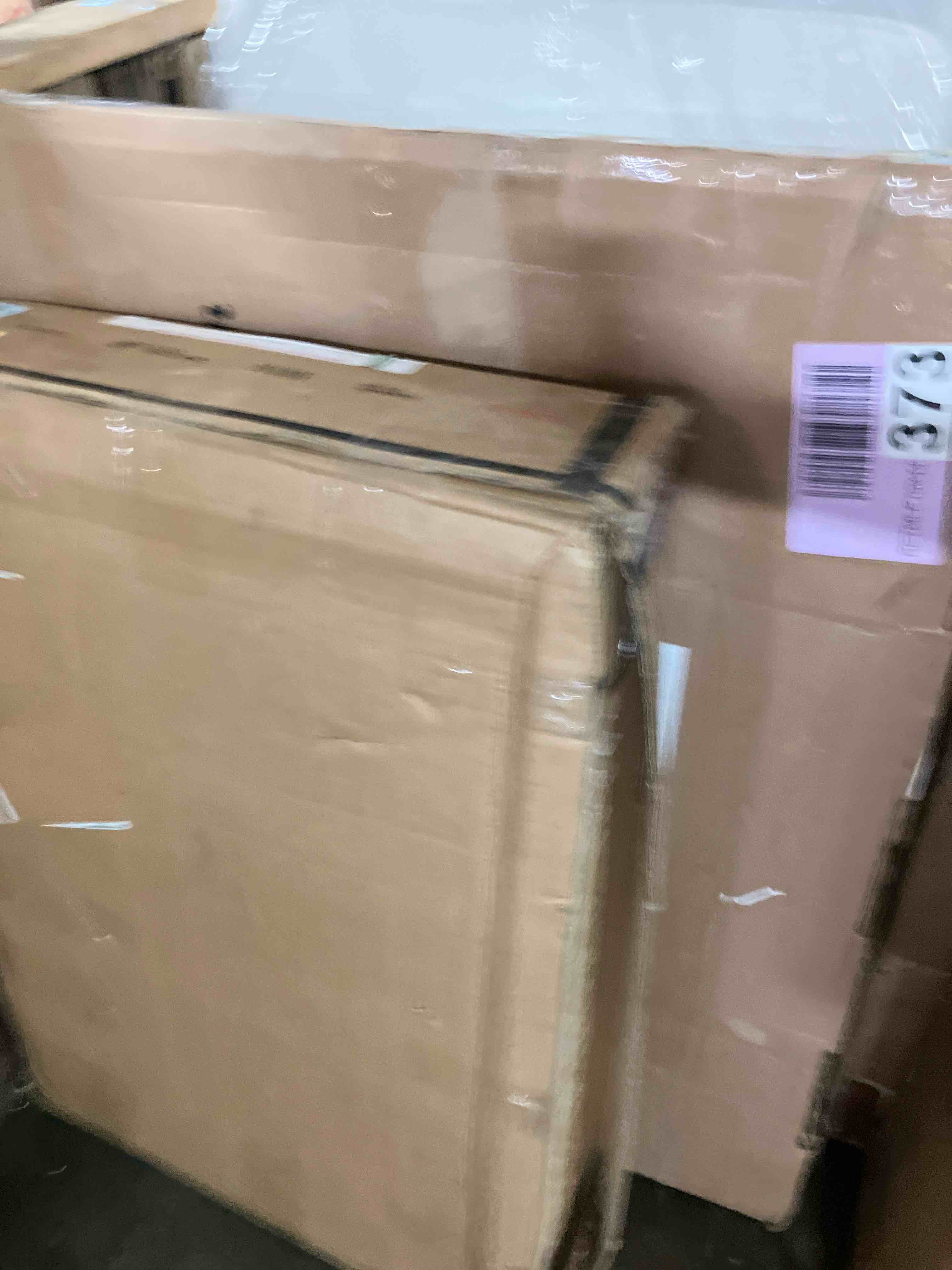 https://s3.amazonaws.com/lotting-images-prod/phillipi/BRN1946595_1751396290892.jpeg
