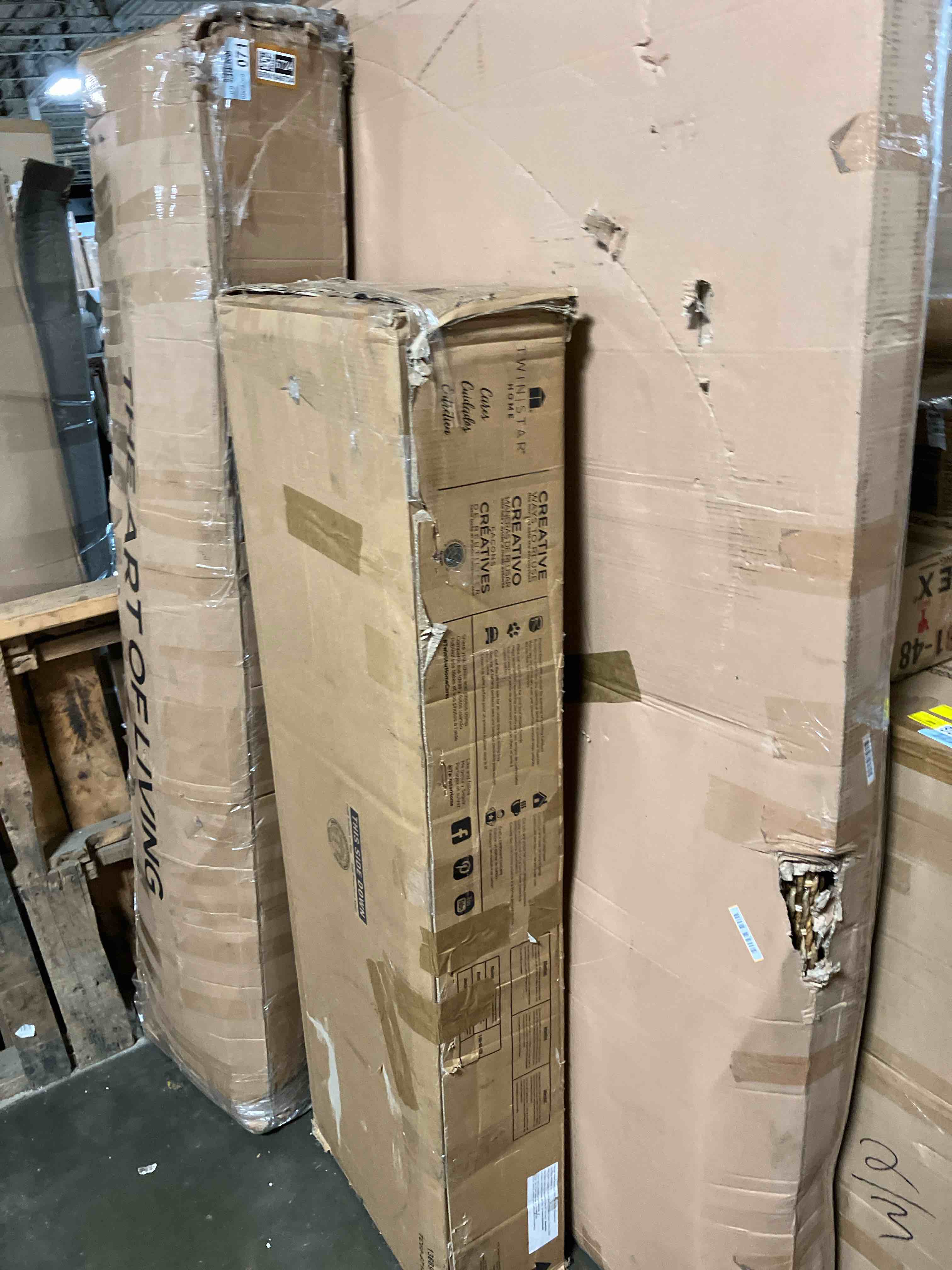 https://s3.amazonaws.com/lotting-images-prod/phillipi/BRN1946723_1751398181620.jpeg