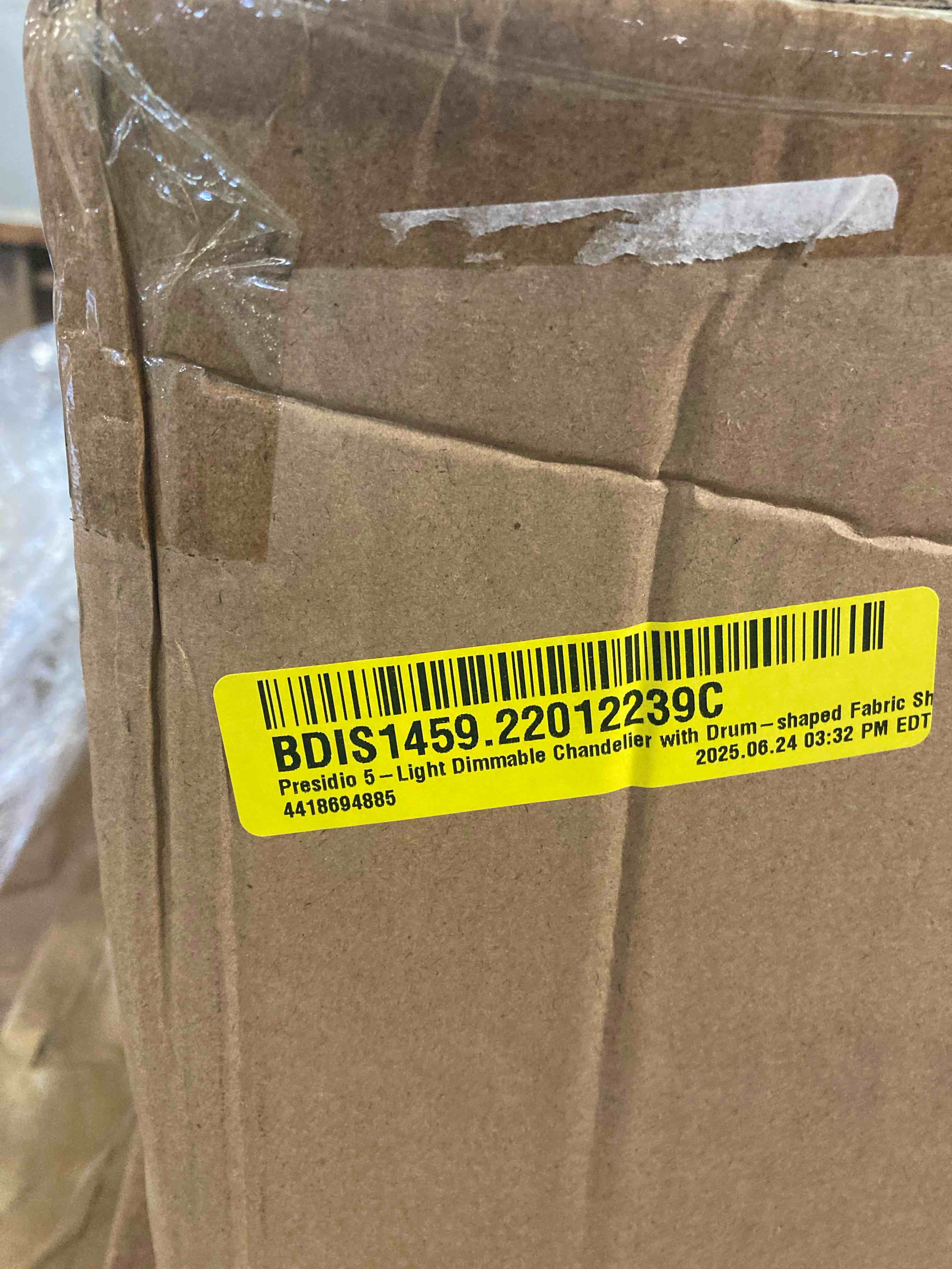 https://s3.amazonaws.com/lotting-images-prod/phillipi/BRN1946796_1751460940932.jpeg