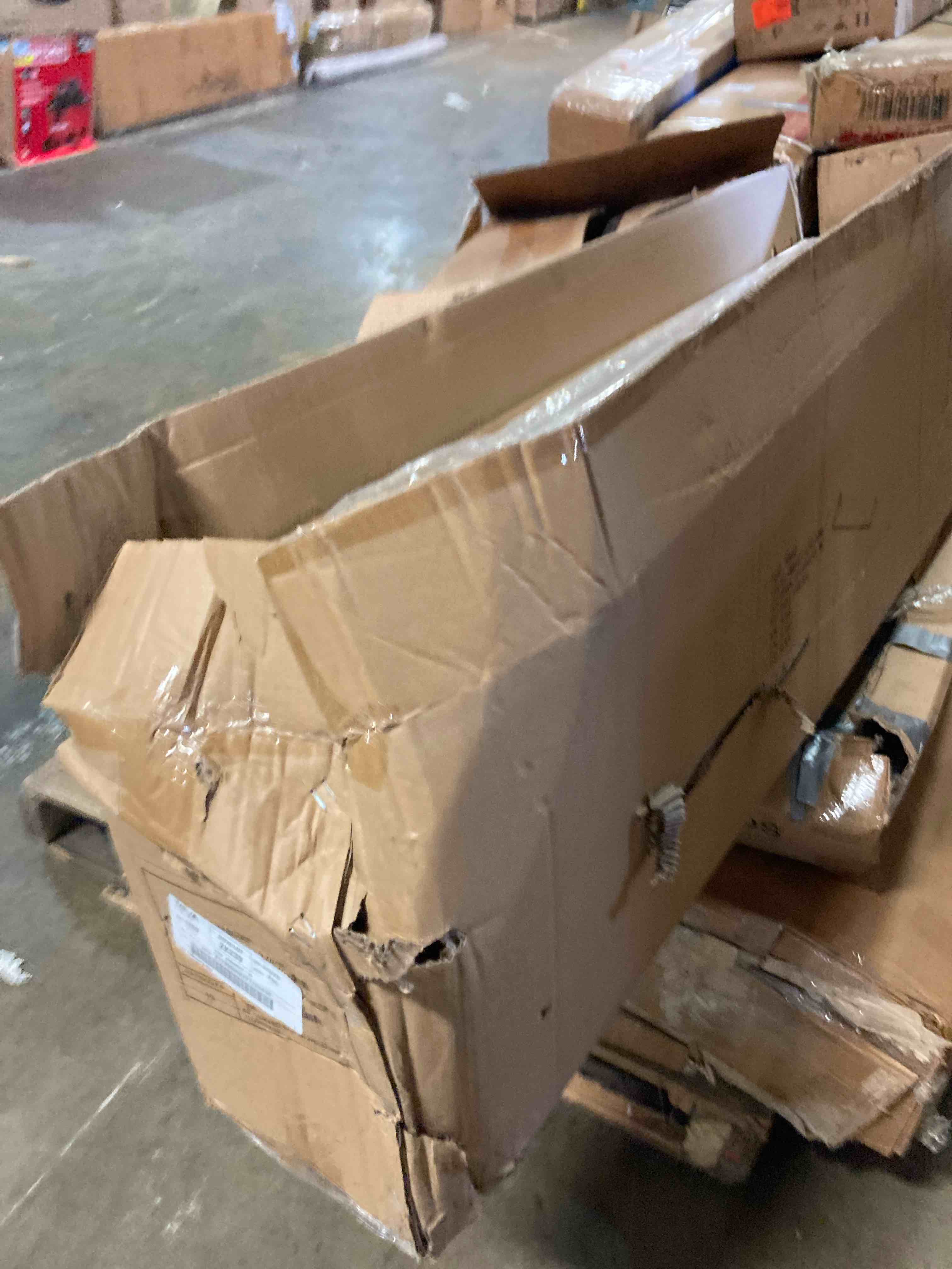 https://s3.amazonaws.com/lotting-images-prod/phillipi/BRN1946898_1751492161028.jpeg